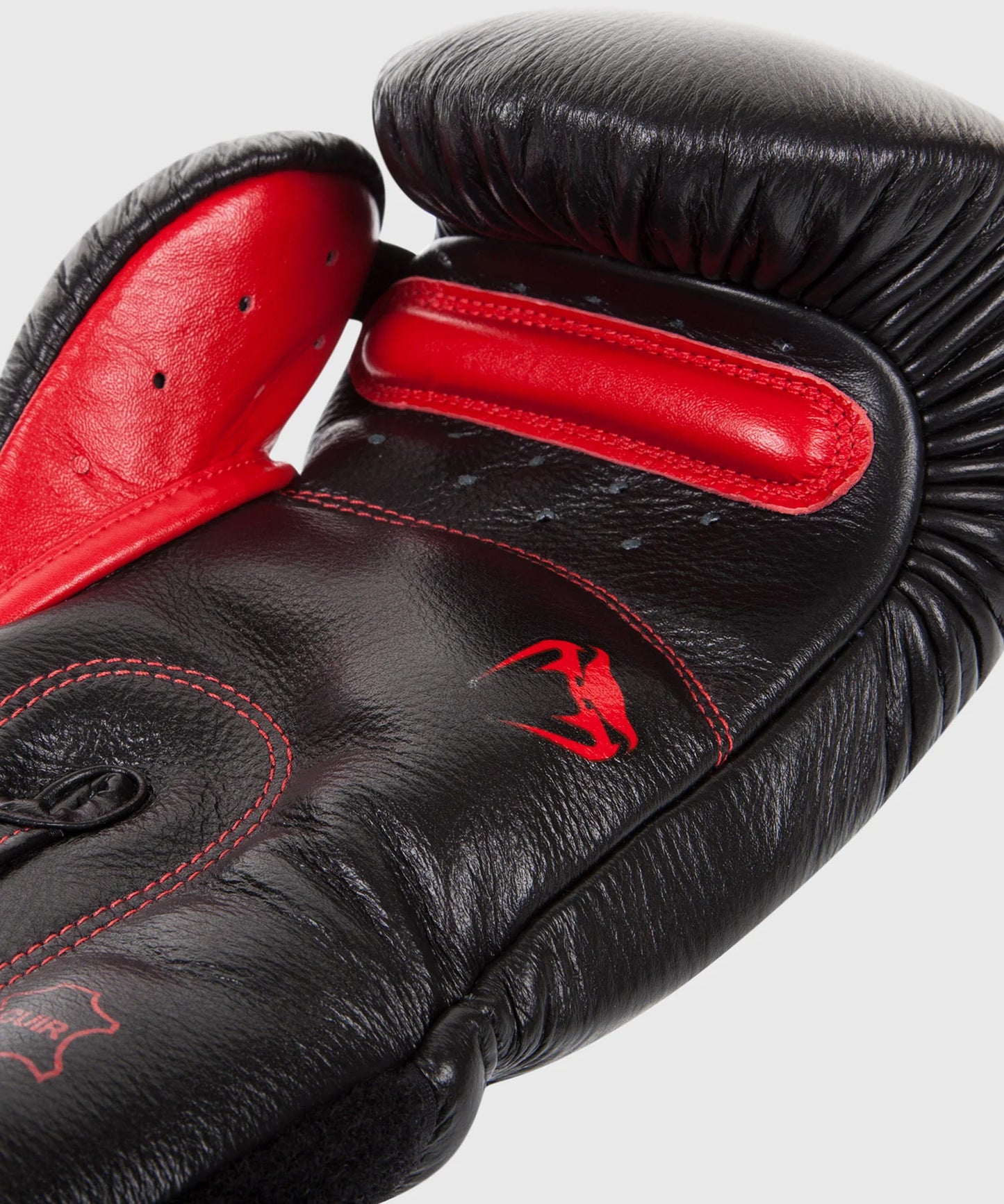 Venum Giant 3.0 Boxing Gloves Nappa Leather Black Devil - The Fight Club