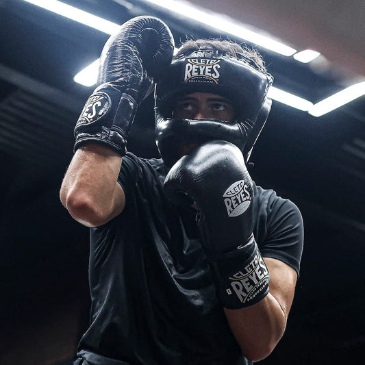 Cleto Reyes Training Boxing Gloves Black - The Fight Club