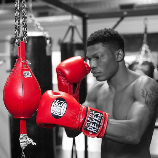 Cleto Reyes Training Boxing Gloves Red - The Fight Club