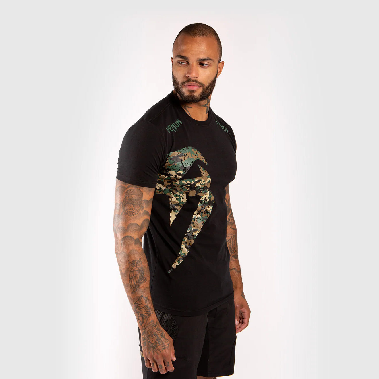 Venum Giant T-Shirt Black/Forest Camo - The Fight Club