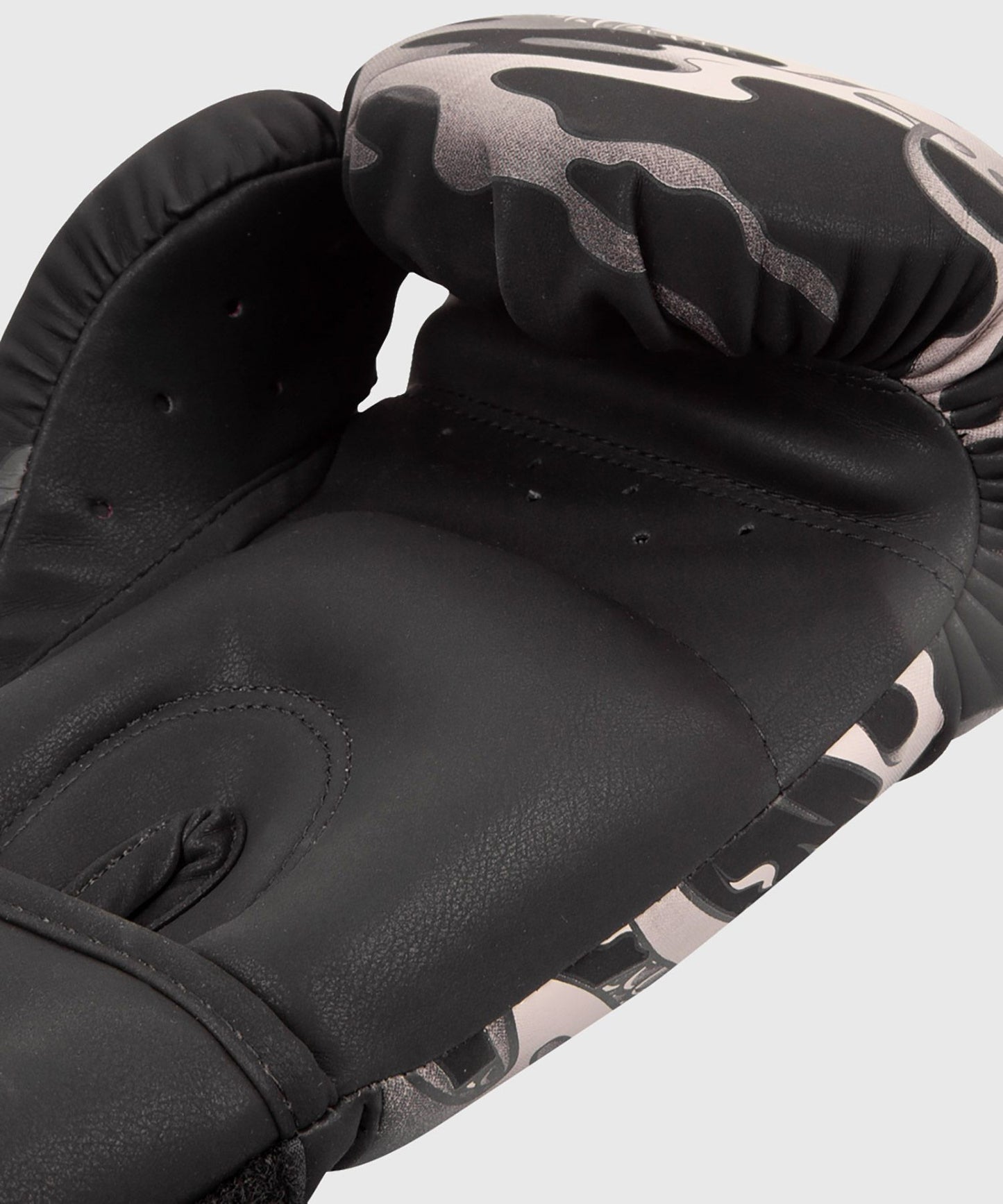 Venum Dragon's Flight Boxing Gloves - The Fight Club