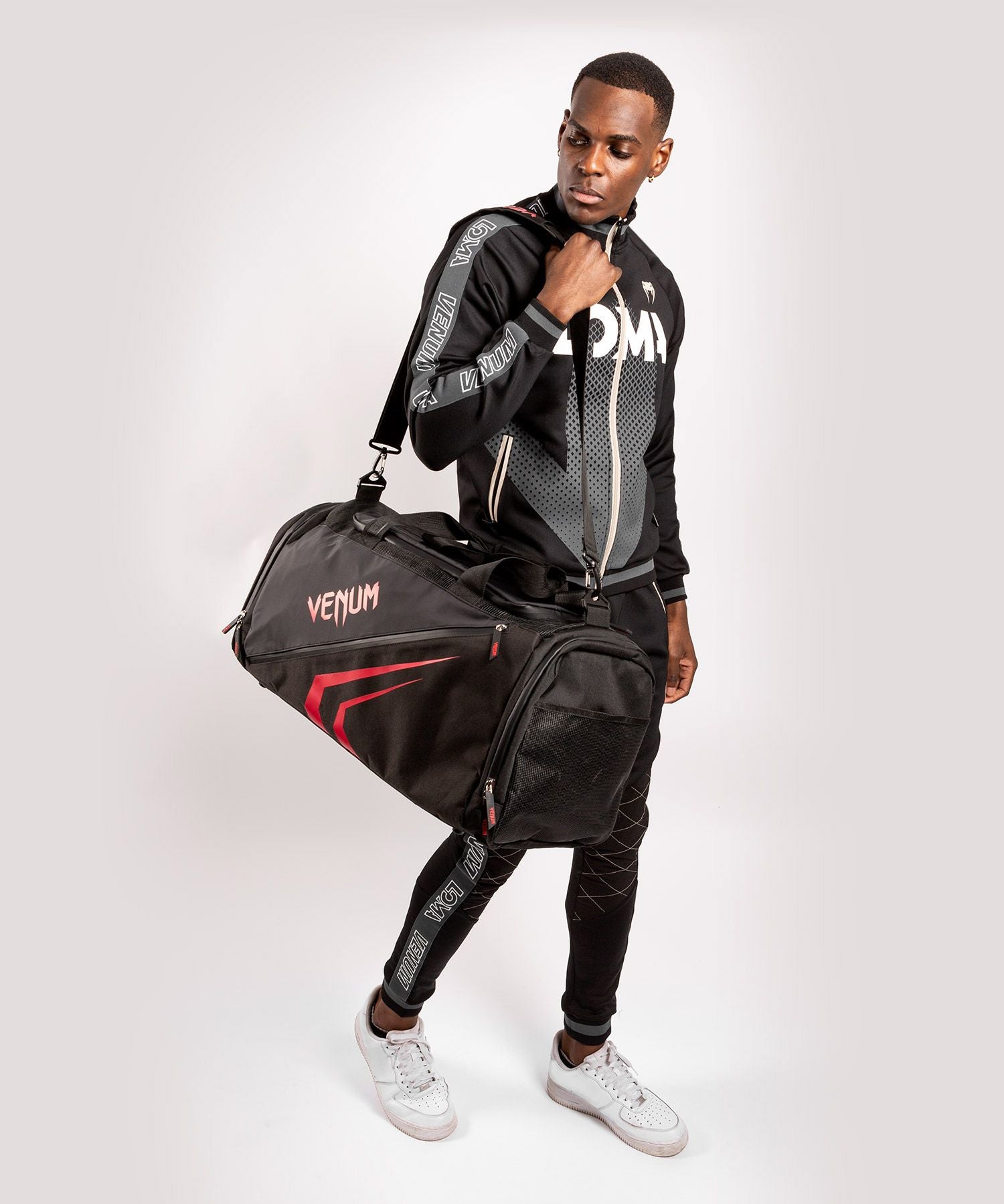 Venum Trainer Lite Evo Sports Bags Black/Red - The Fight Club