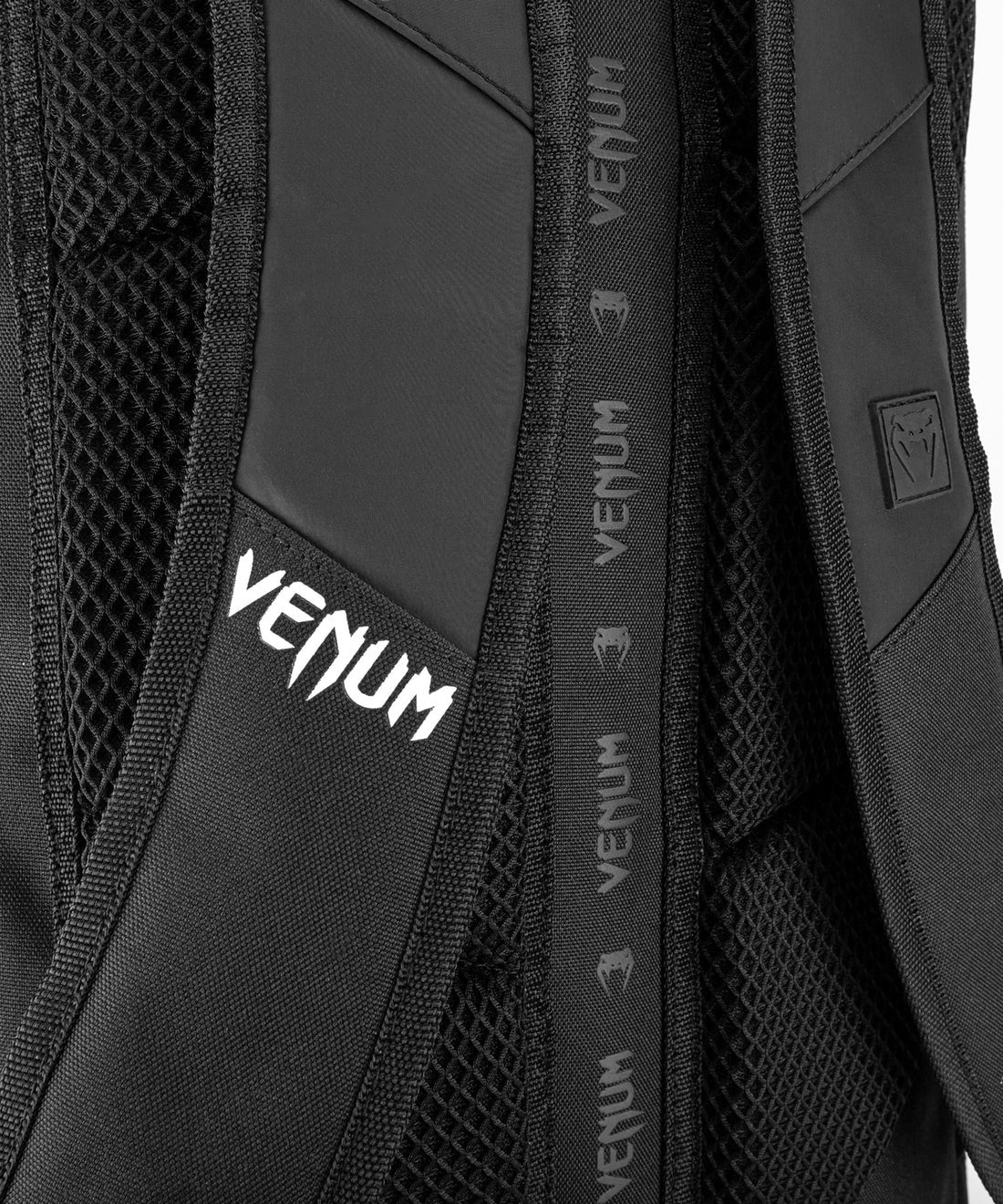 Venum Challenger Xtrem Evo Backpack Black/White - The Fight Club