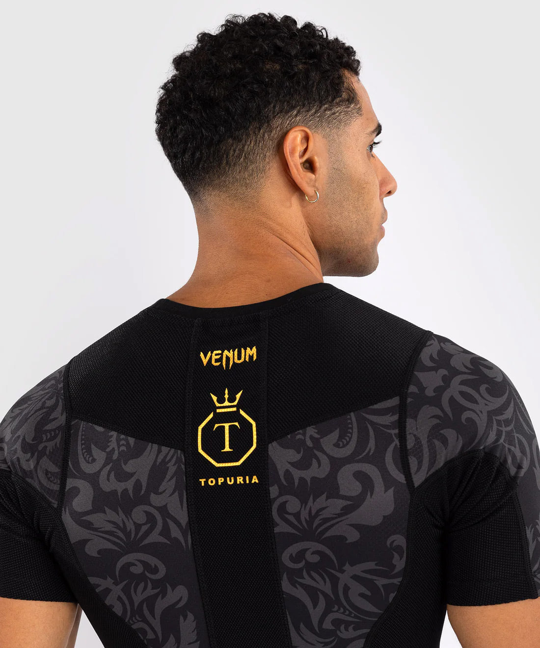Venum x Topuria Unmatched Edition Short Sleeve Rash Guard Black/Gold - The Fight Club