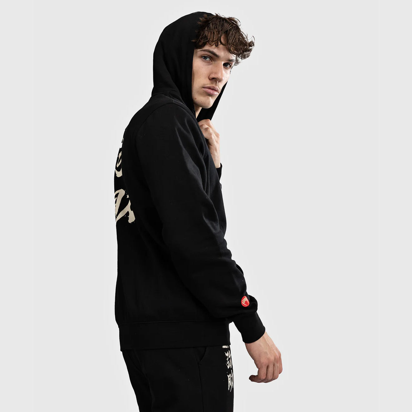 Venum x Assassin's Creed Shadows Hoodie Black - The Fight Club