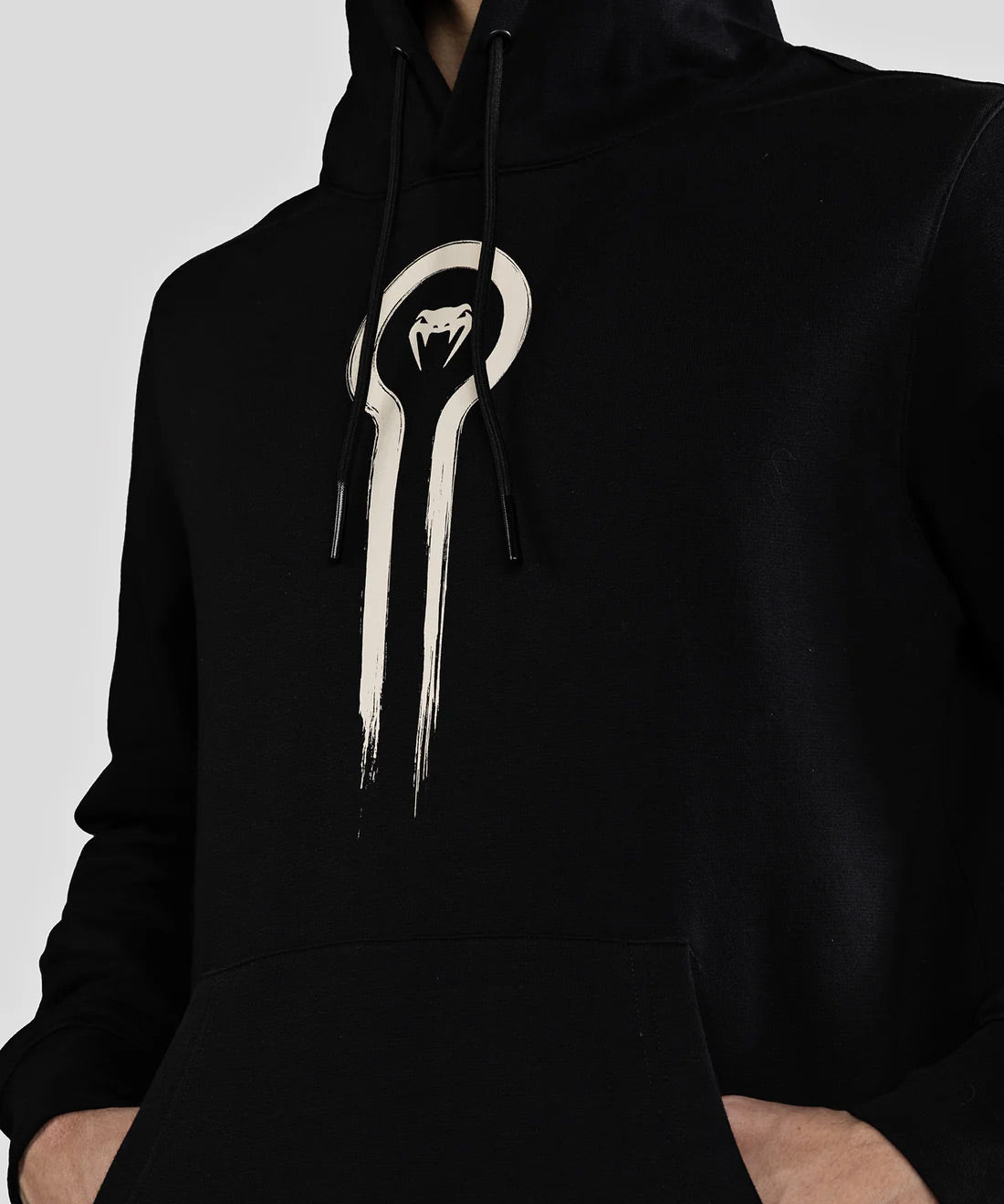 Venum x Assassin's Creed Shadows Hoodie Black - The Fight Club