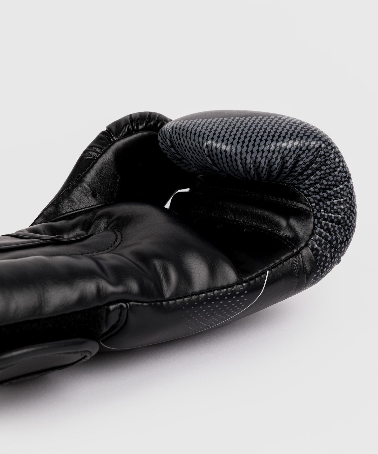 Venum Nexus Boxing Gloves Black/Silver - The Fight Club