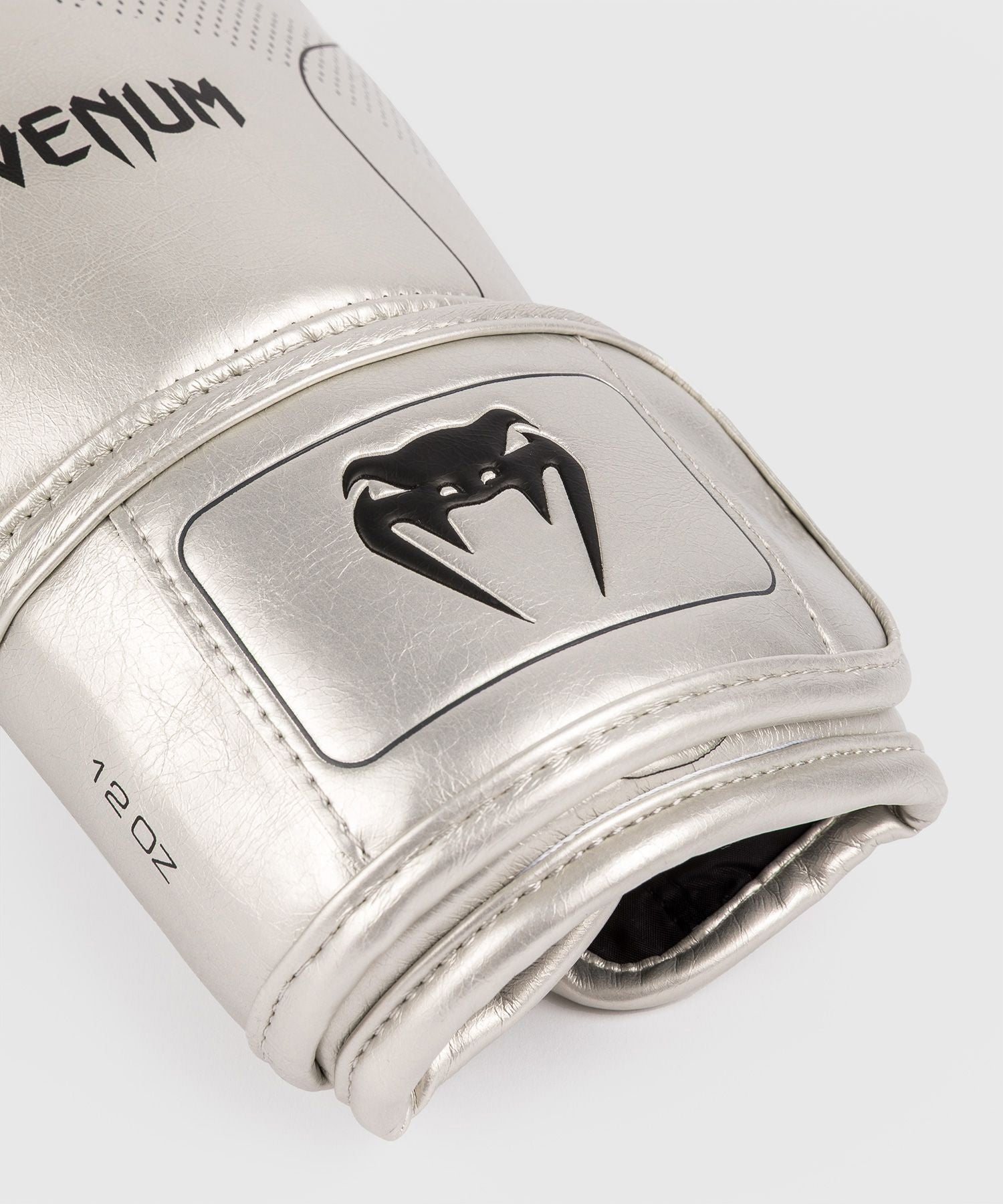 Venum Nexus Boxing Gloves Silver/Black - The Fight Club