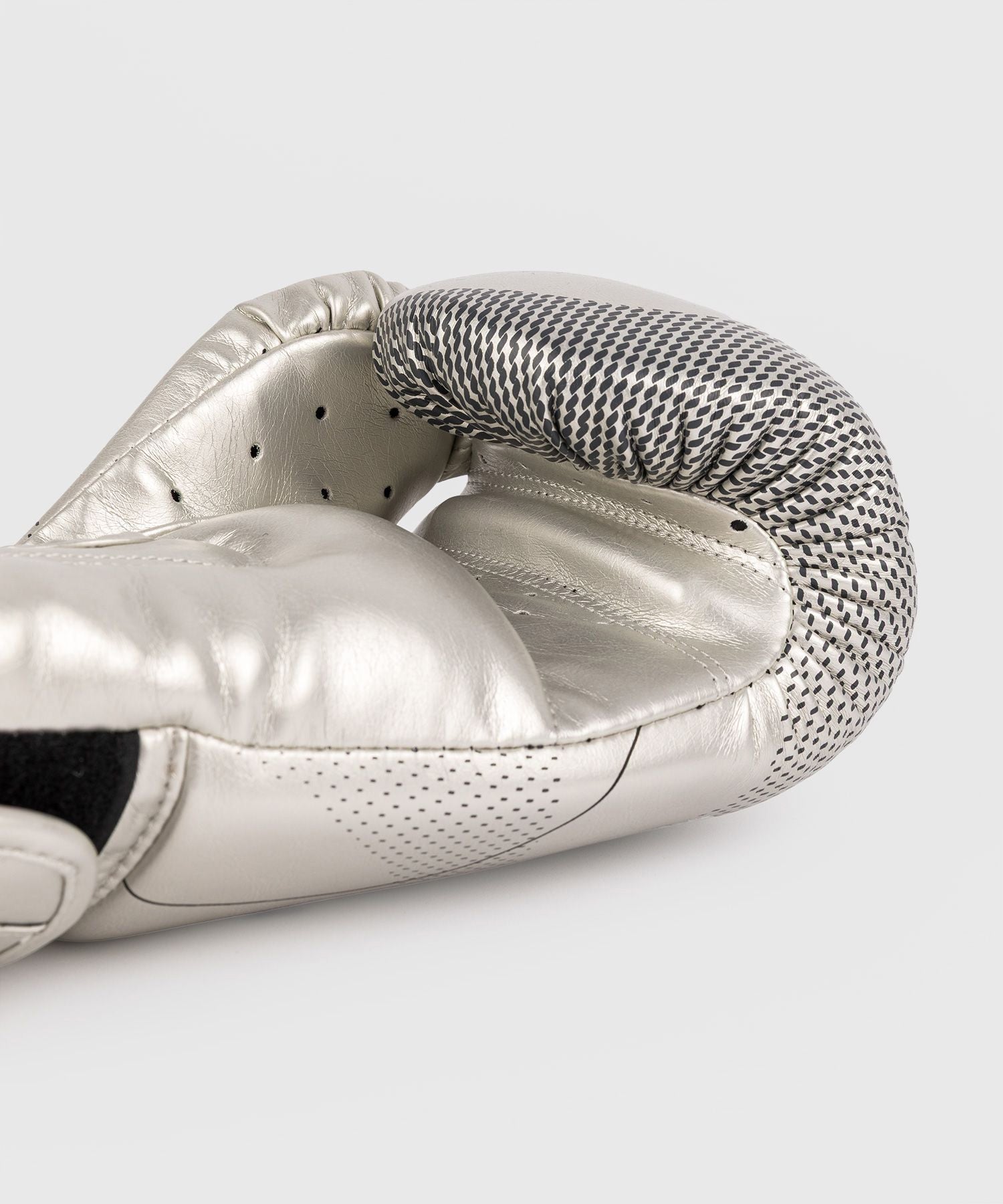 Venum Nexus Boxing Gloves Silver/Black - The Fight Club