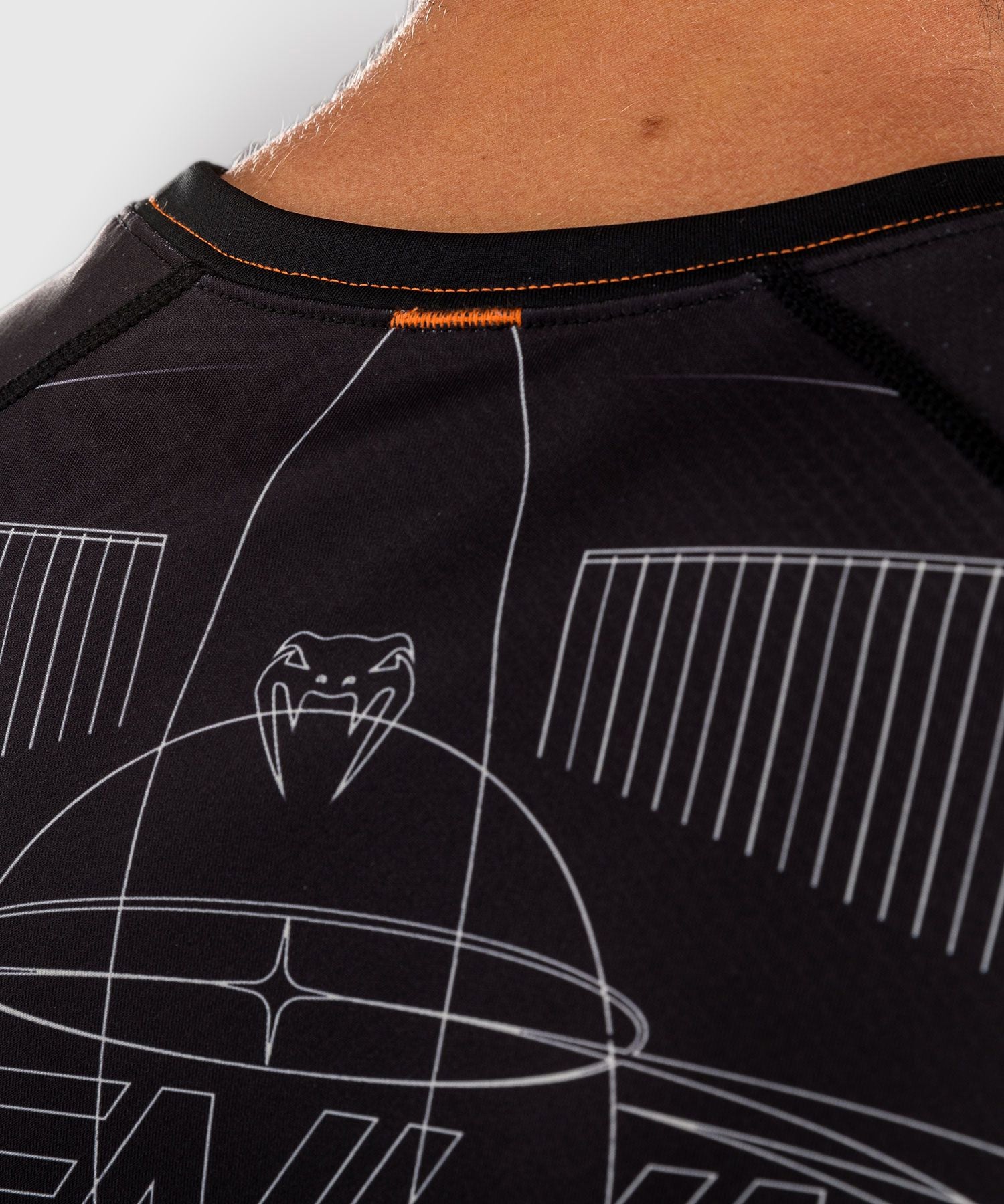Venum Eclipse Short Sleeve Rash Guard Black/Ivory - The Fight Club