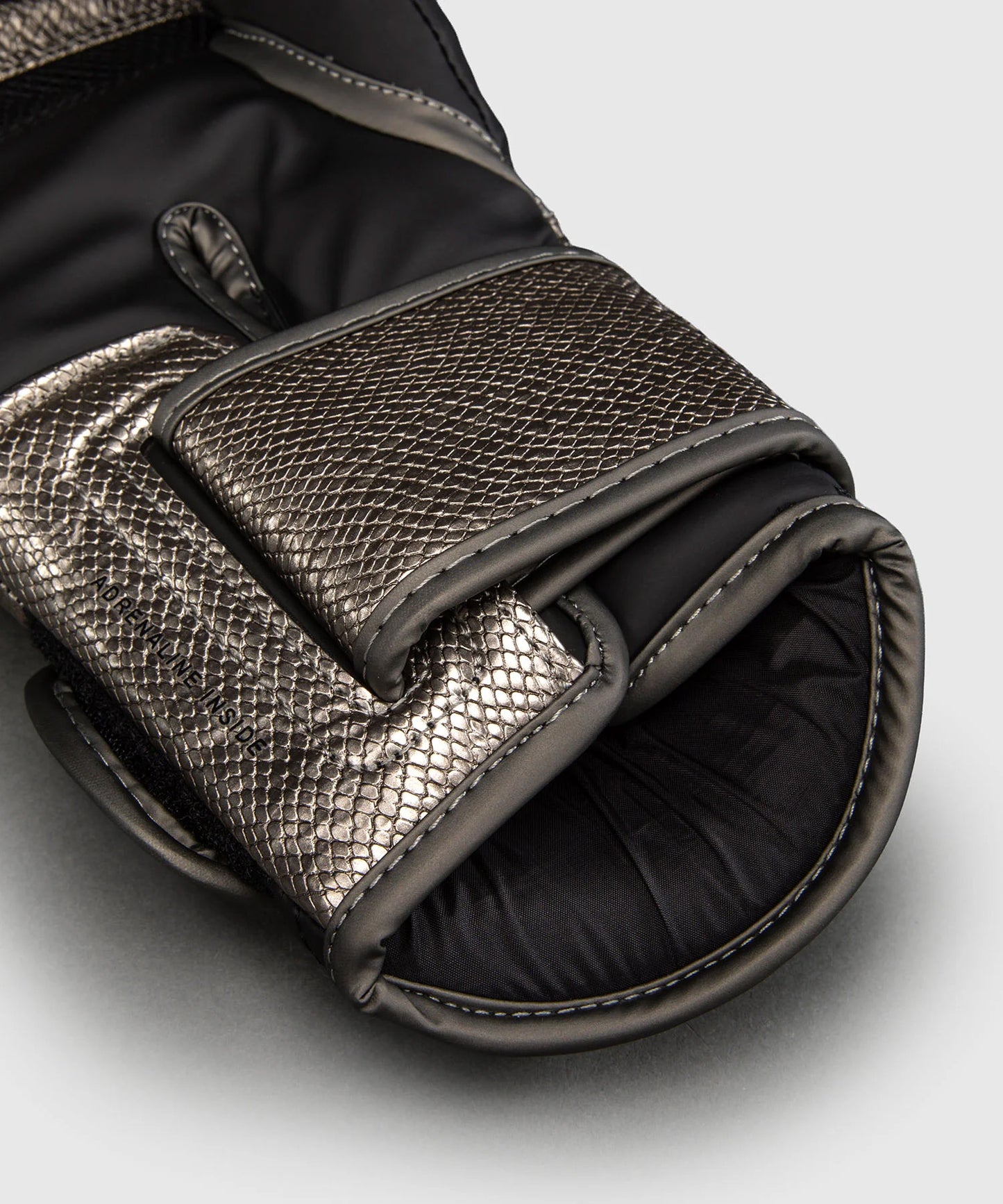 Venum Challenger 4.0 Boxing Gloves Silver/Black - The Fight Club