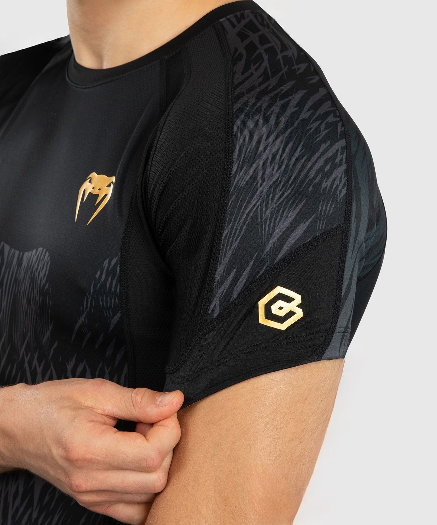 Venum x Chimaev Wild Borz Rash Guard Black/Grey - The Fight Club