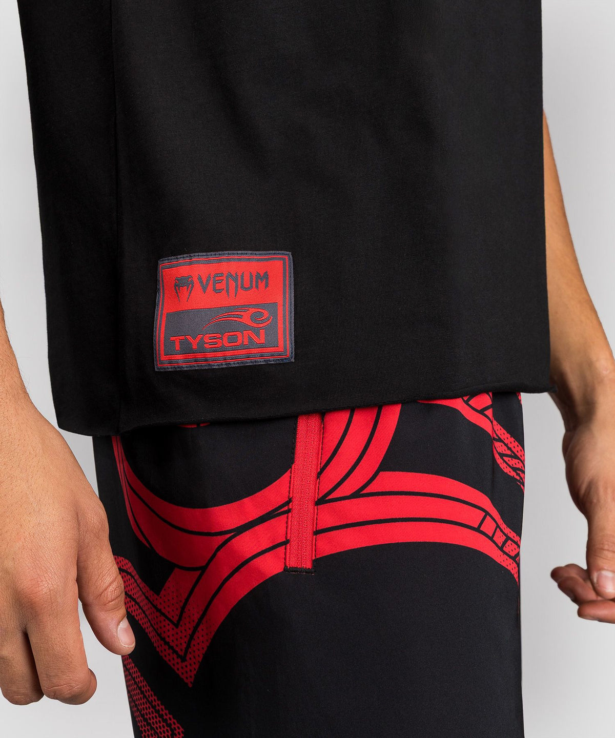 Venum x Mike Tyson Tiger Sleeveless T-Shirt Deep Black - The Fight Club