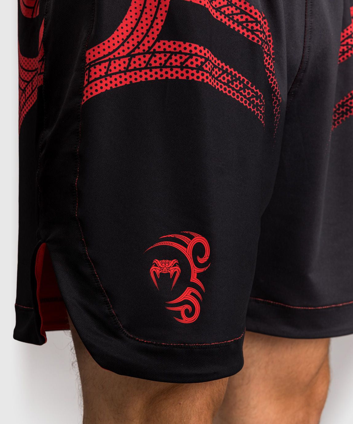 Venum x Mike Tyson Tiger Boxing Shorts Deep Black/Intense Red - The Fight Club