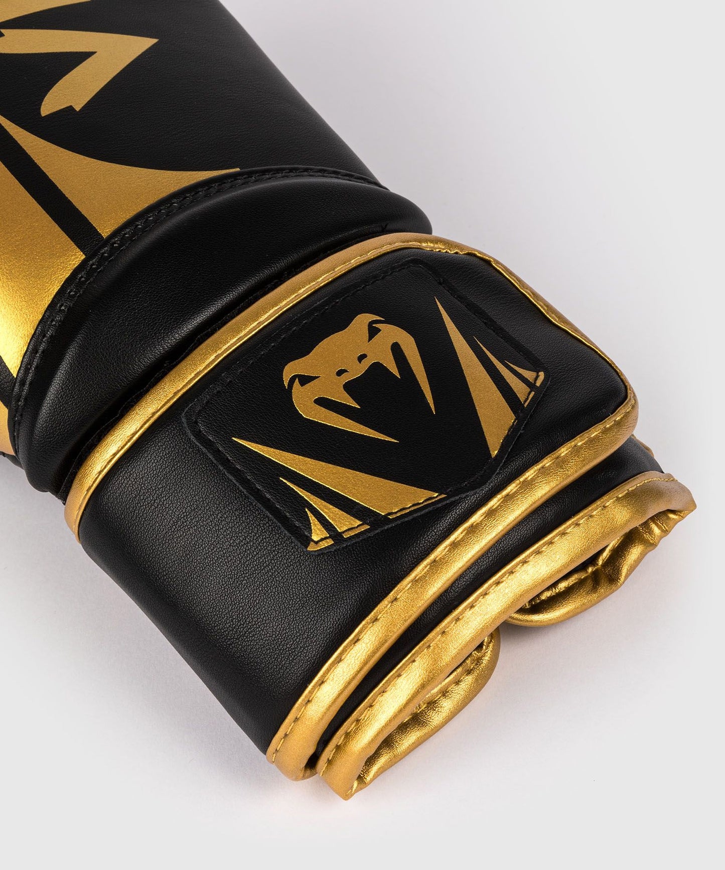 Venum Challenger 2.5 Boxing Gloves – Black/Gold