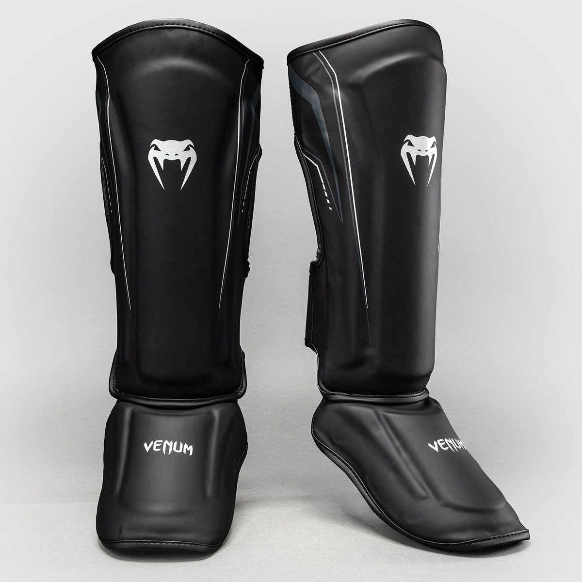 Venum Streamline Shin Guards Black/White - The Fight Club