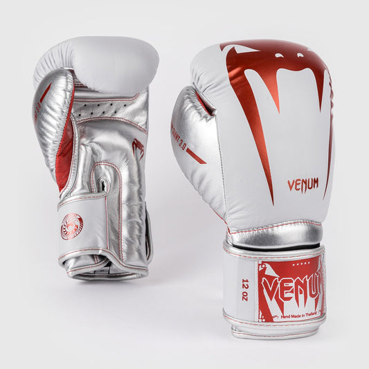 Venum Giant 3.0 Boxing gloves Red/Silver Special Edition - The Fight Club