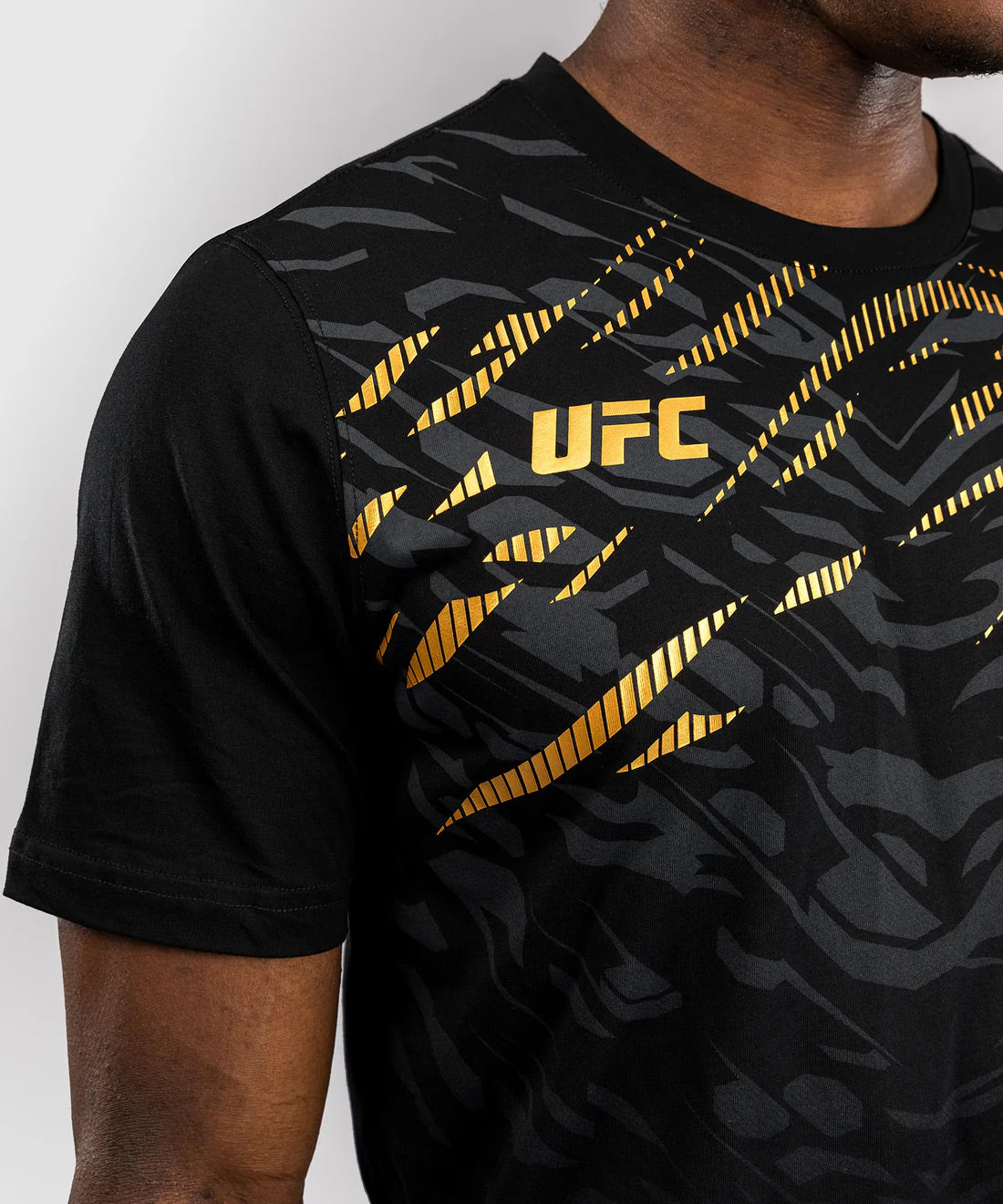 Venum UFC Fusion Men’s Replica Short Sleeve T-Shirt Champion - The Fight Club