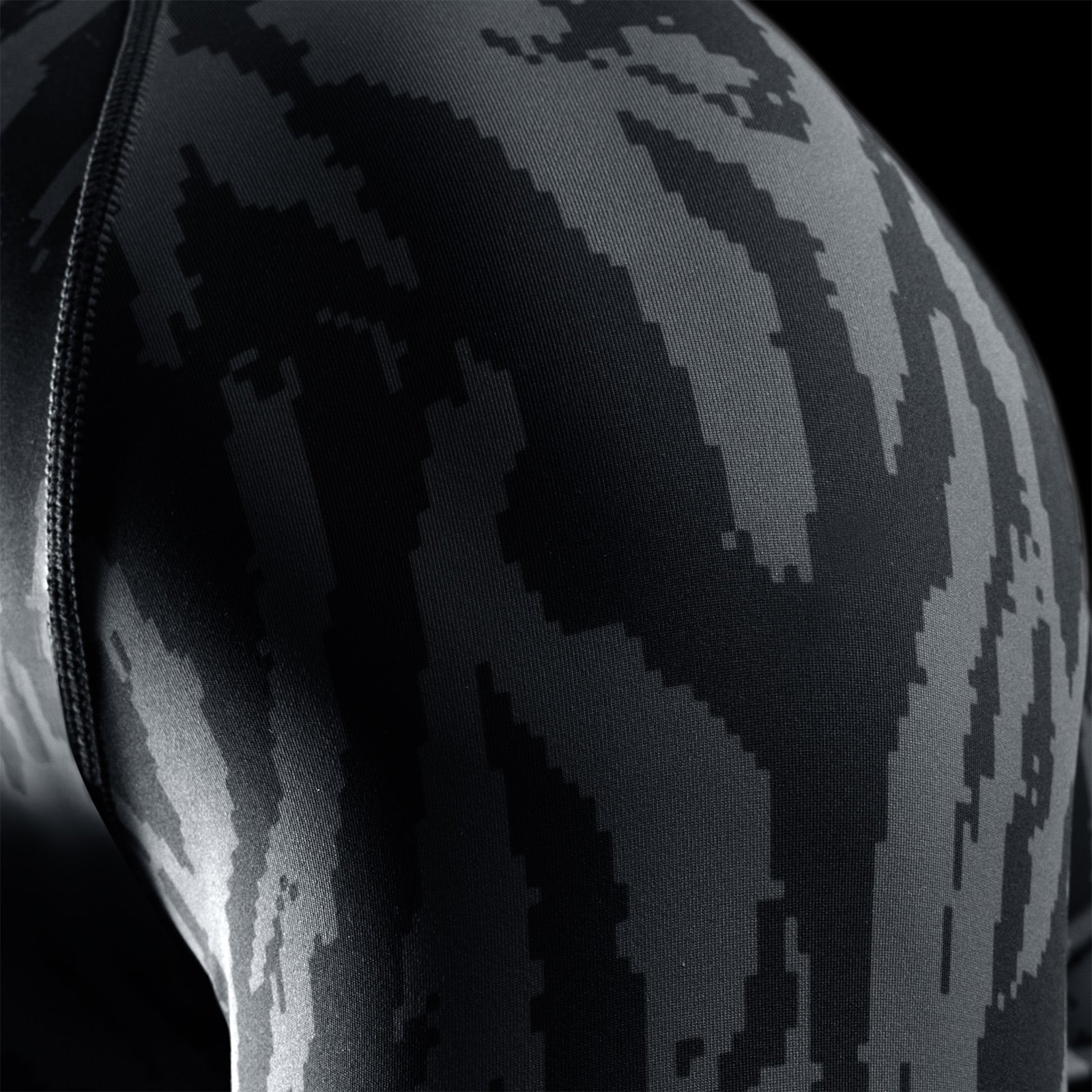 Hayabusa Apex Short Sleeve Rash Guard Carbon Black - The Fight Club