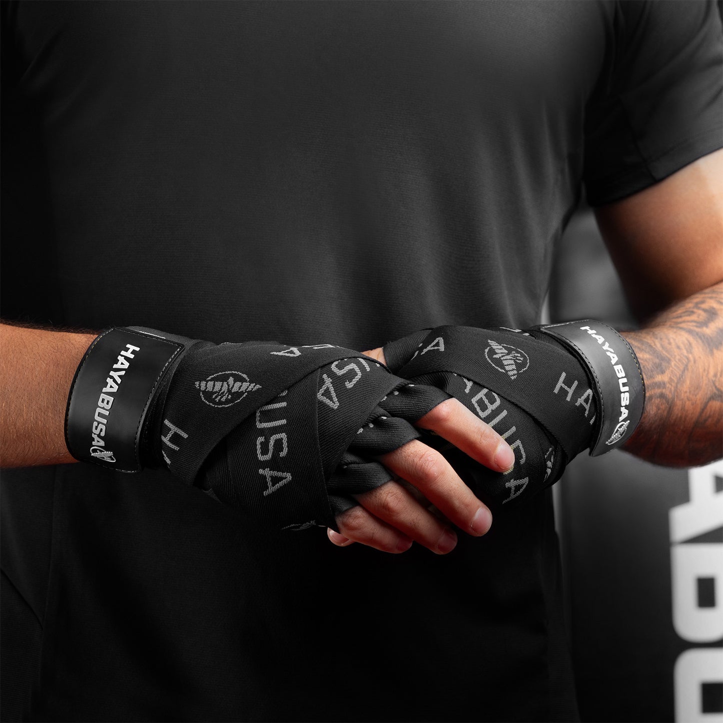 Hayabusa Deluxe Handwraps 4.5m Black - The Fight Club