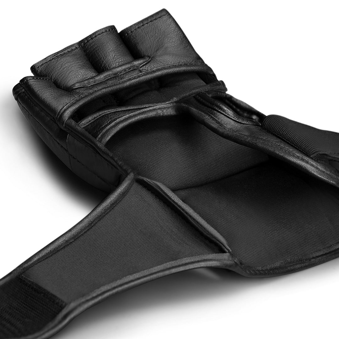 Hayabusa T3 MMA 4oz Gloves Black - The Fight Club