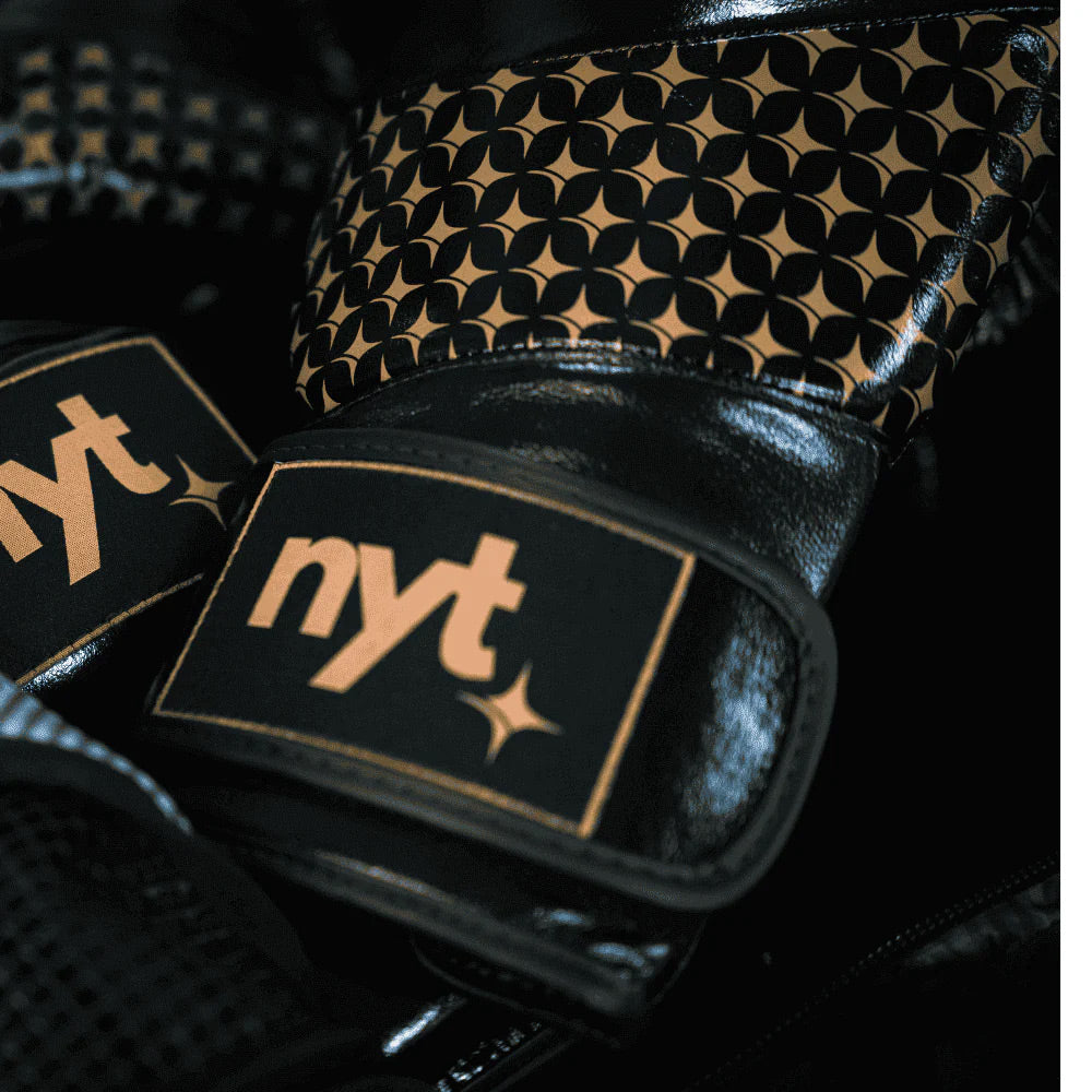 NYT Star Boxing Gloves Black/Sand - The Fight Club