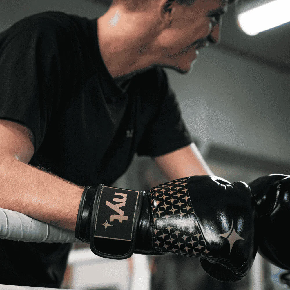 NYT Star Boxing Gloves Black/Sand - The Fight Club