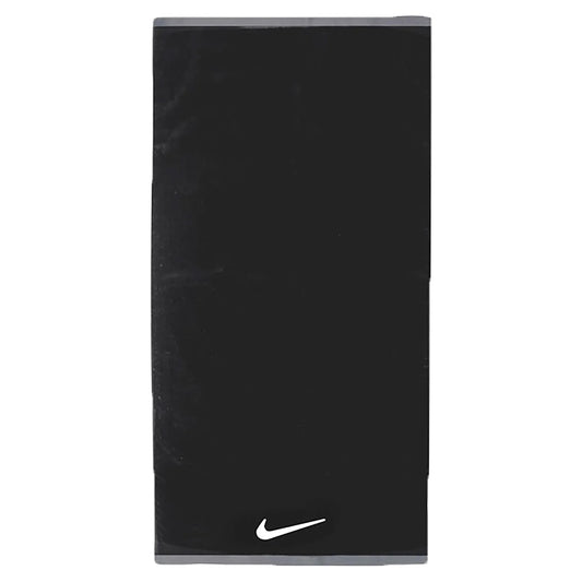 Nike Fundamental Towel Black/White Medium - The Fight Club