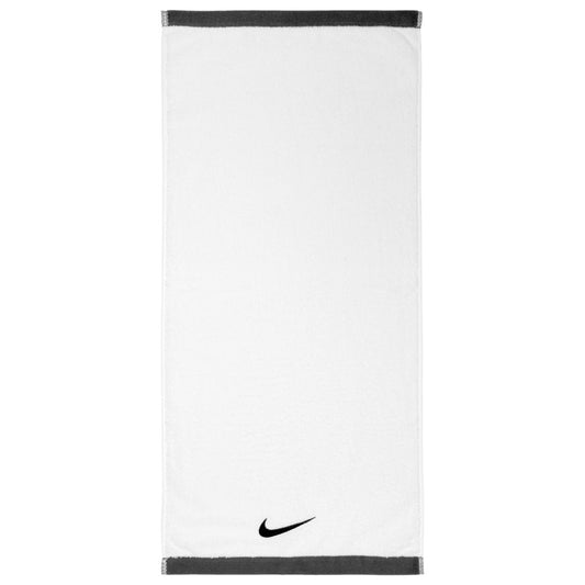 Nike Fundamental Towel White/Black Medium - The Fight Club