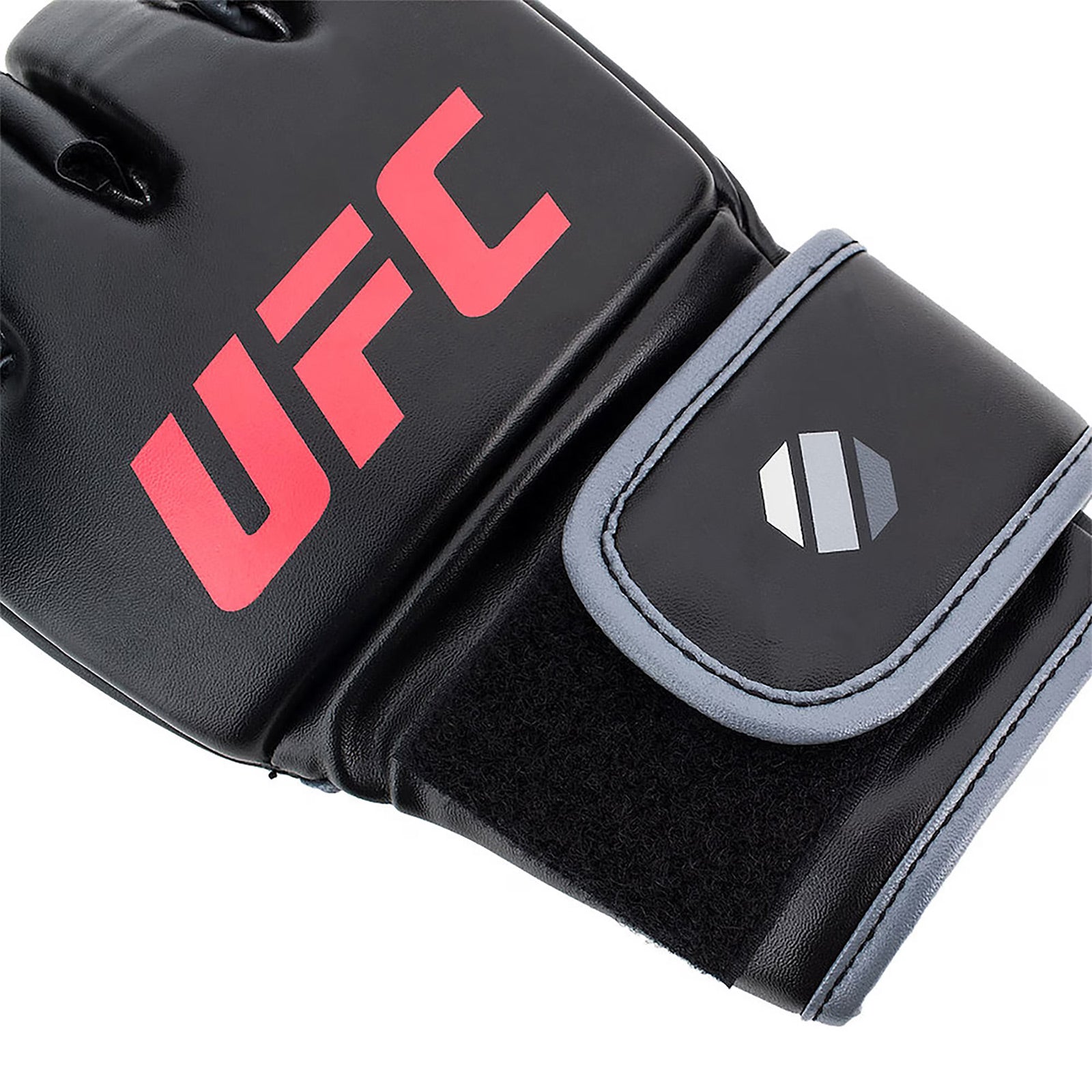 UFC Contender 5oz Gloves Black - The Fight Club