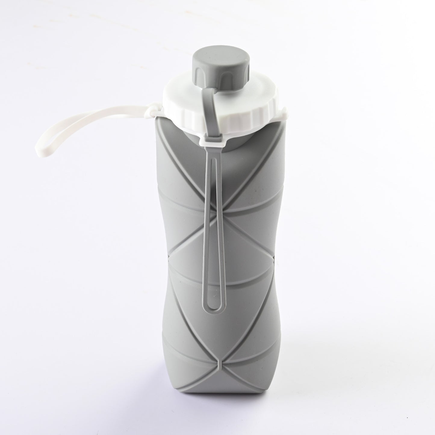 Grey 600ml Silicone Folding Water Bottle - Eco-Friendly Collapsible Travel Bottle600ml Silicone Folding Water Bottle - Eco-Friendly Collapsible Travel Bottle