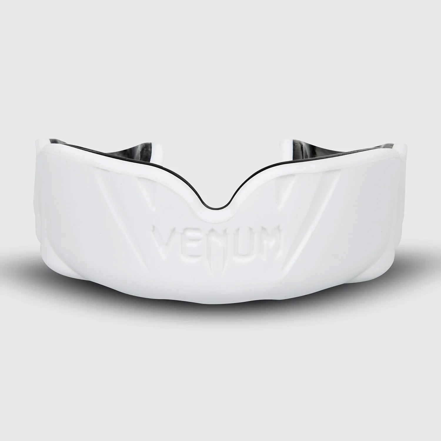 Venum Challenger Mouth Guard White/Black - The Fight Club