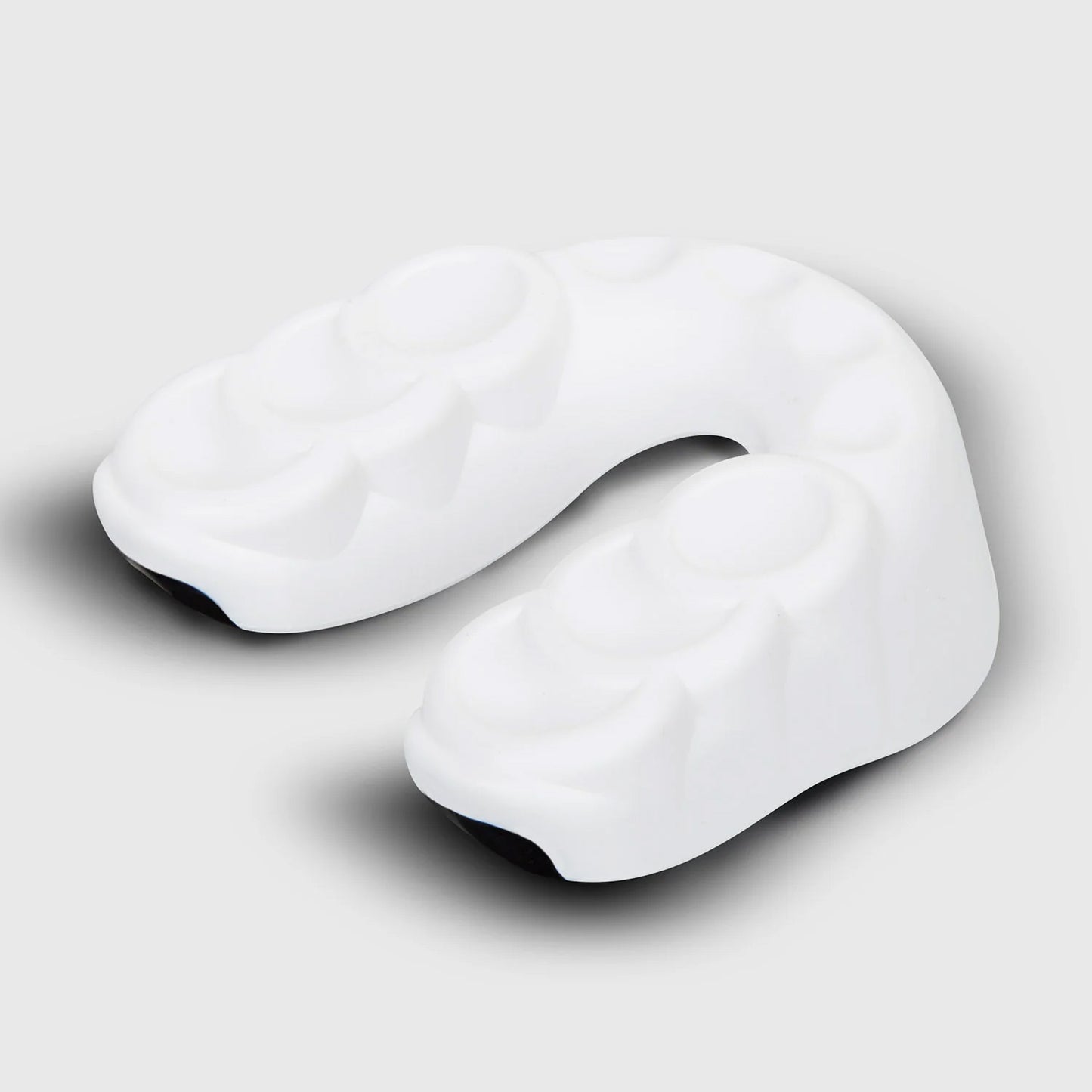 Venum Challenger Mouth Guard White/Black - The Fight Club