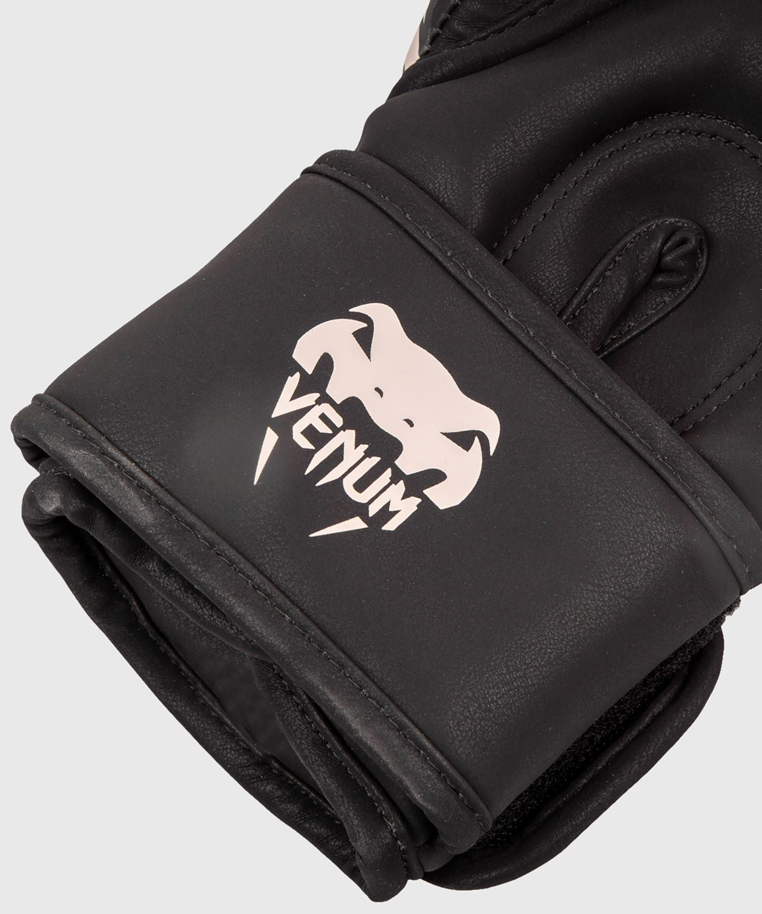 Venum Dragon's Flight Boxing Gloves - The Fight Club