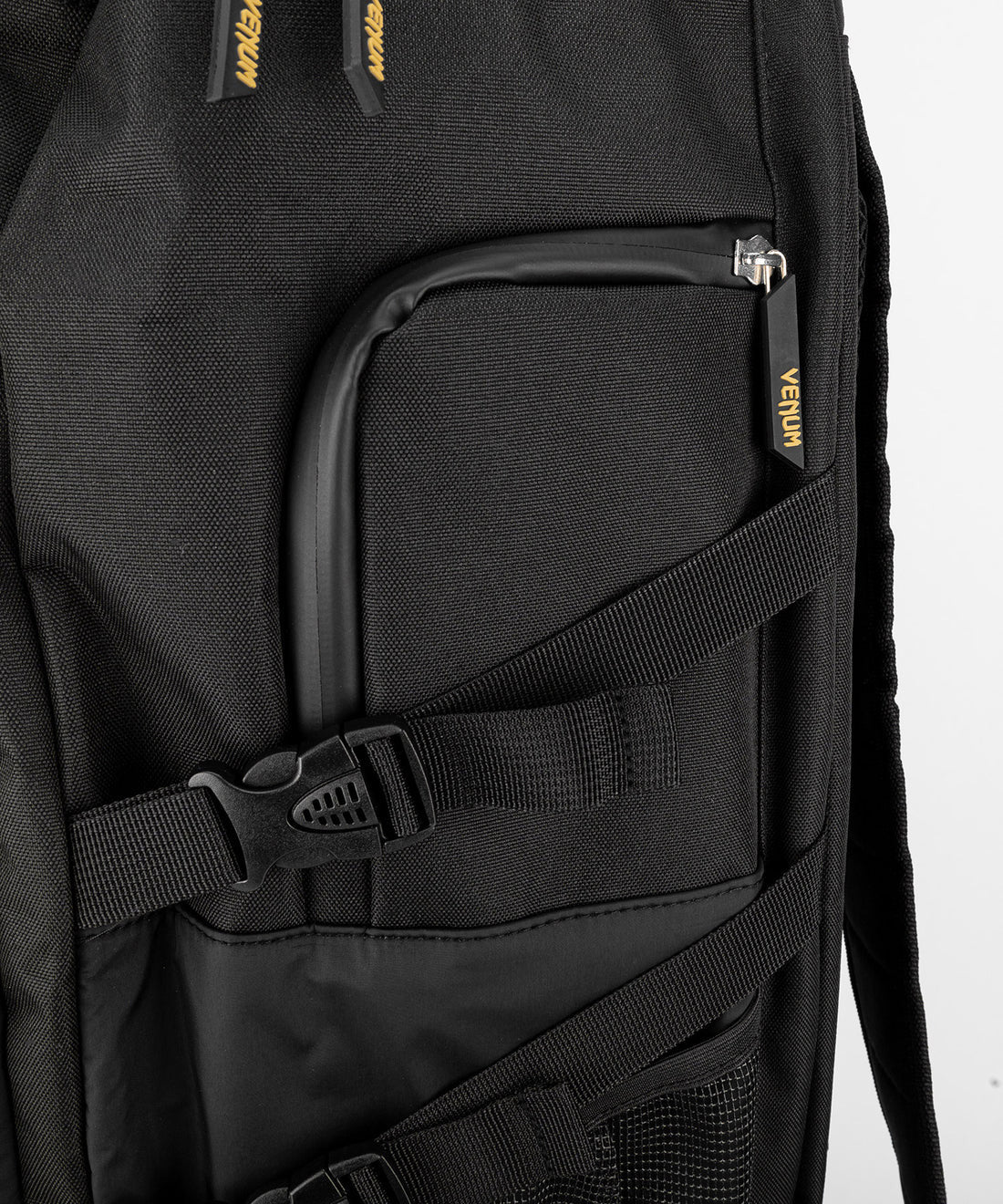 Venum Challenger Xtrem Evo Backpack Black/Gold - The Fight Club