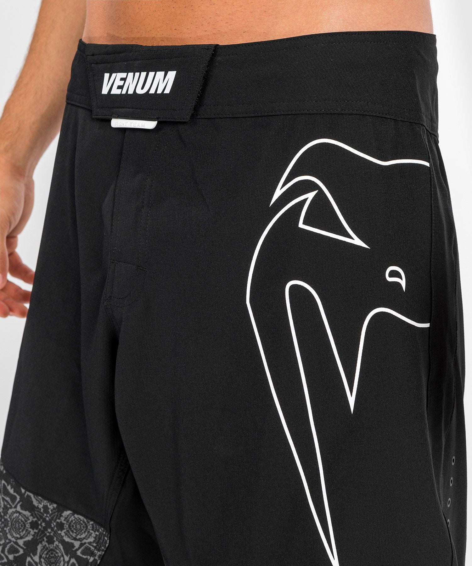 Venum Light 4.0 Fight Shorts - Black/White - The Fight Club