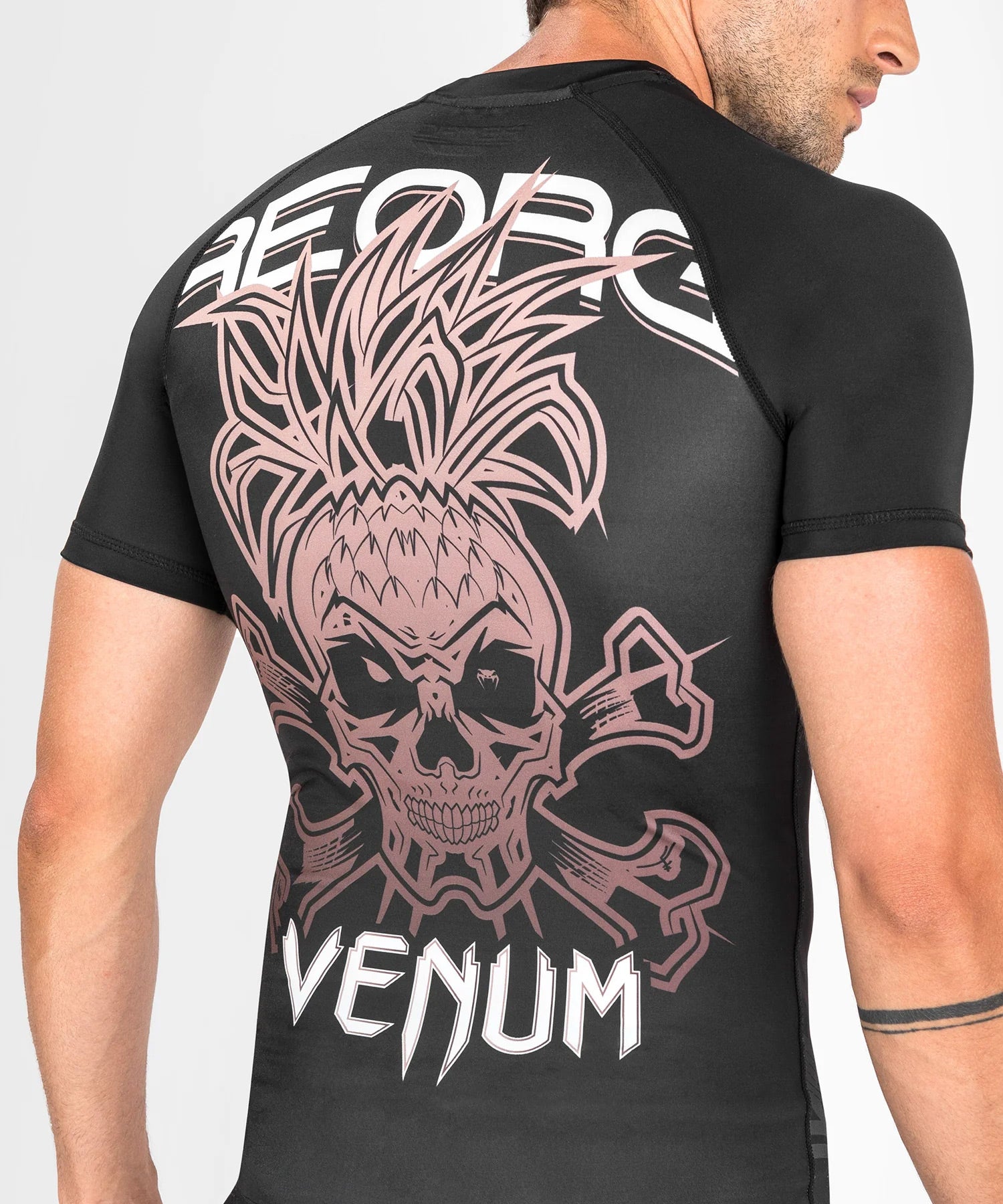 Venum Reorg Rash Guard - Black - The Fight Club