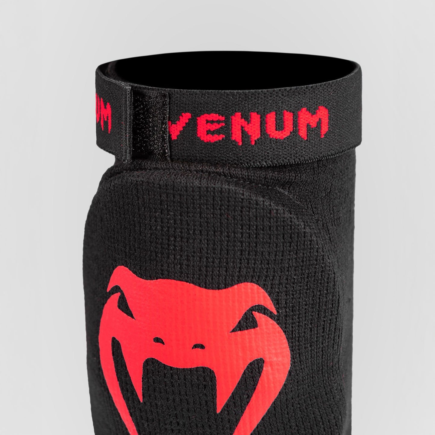 Venum Kontact Elbow Guard Black/Red - The Fight Club