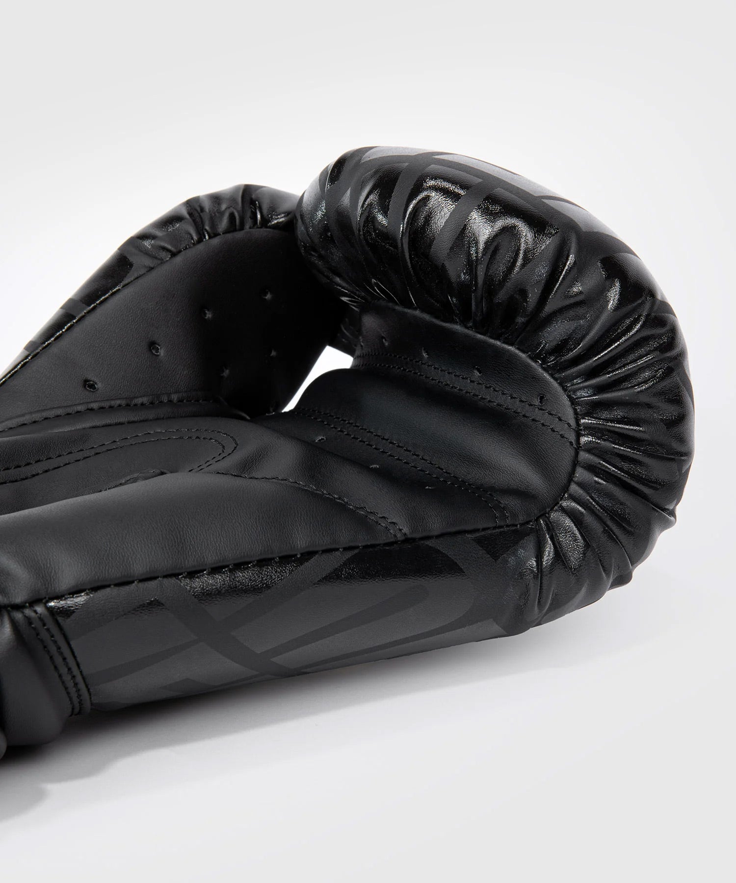 Venum Contender 1.5 XT Boxing Gloves - Black/Gold - The Fight Club