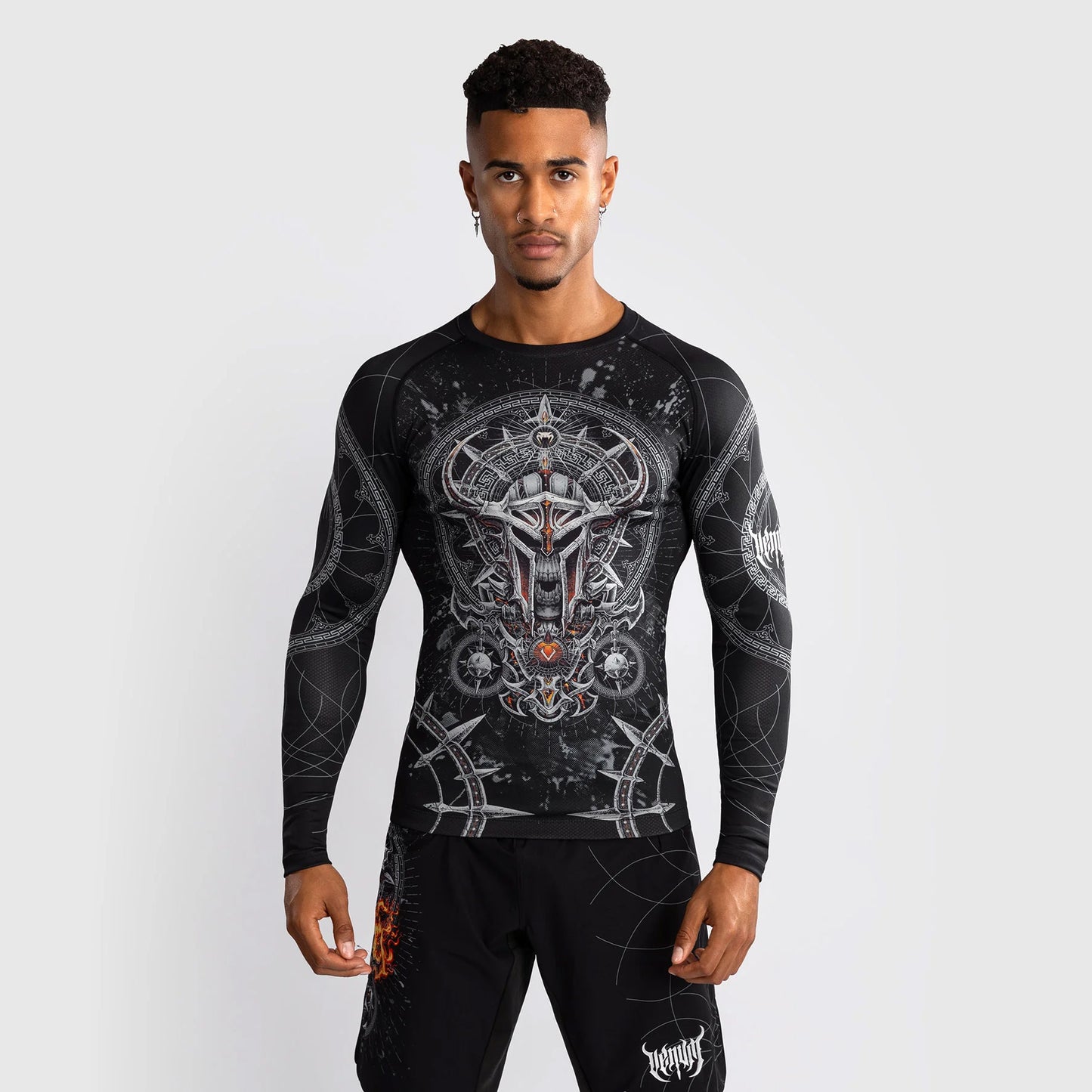 Venum Gladiator 5.0 Men's Long Sleeve Rash Guard Black/Silver - The Fight Club