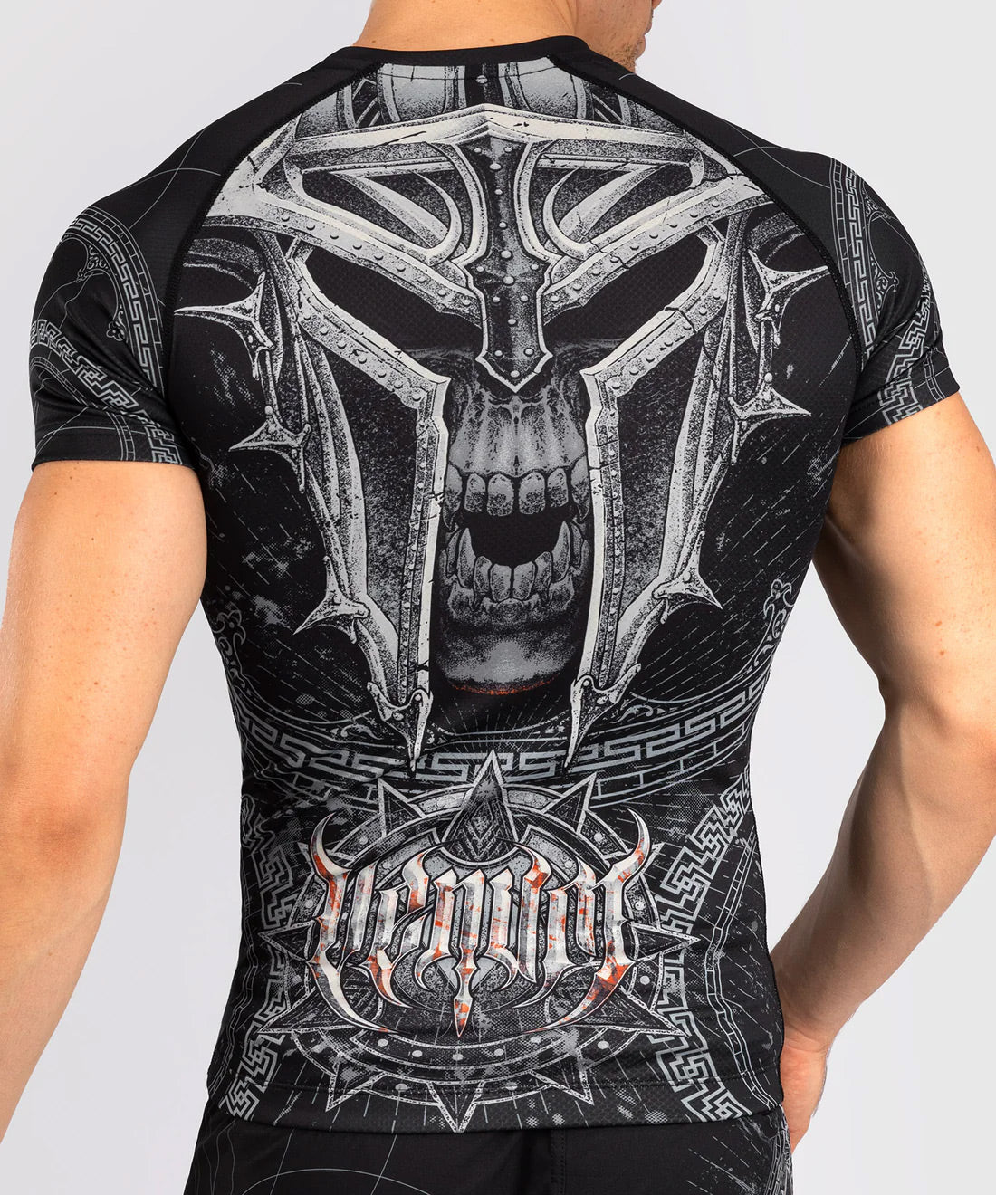 Venum Gladiator 5.0 Men's Short Sleeve Rash Guard Black/Silver - The Fight Club