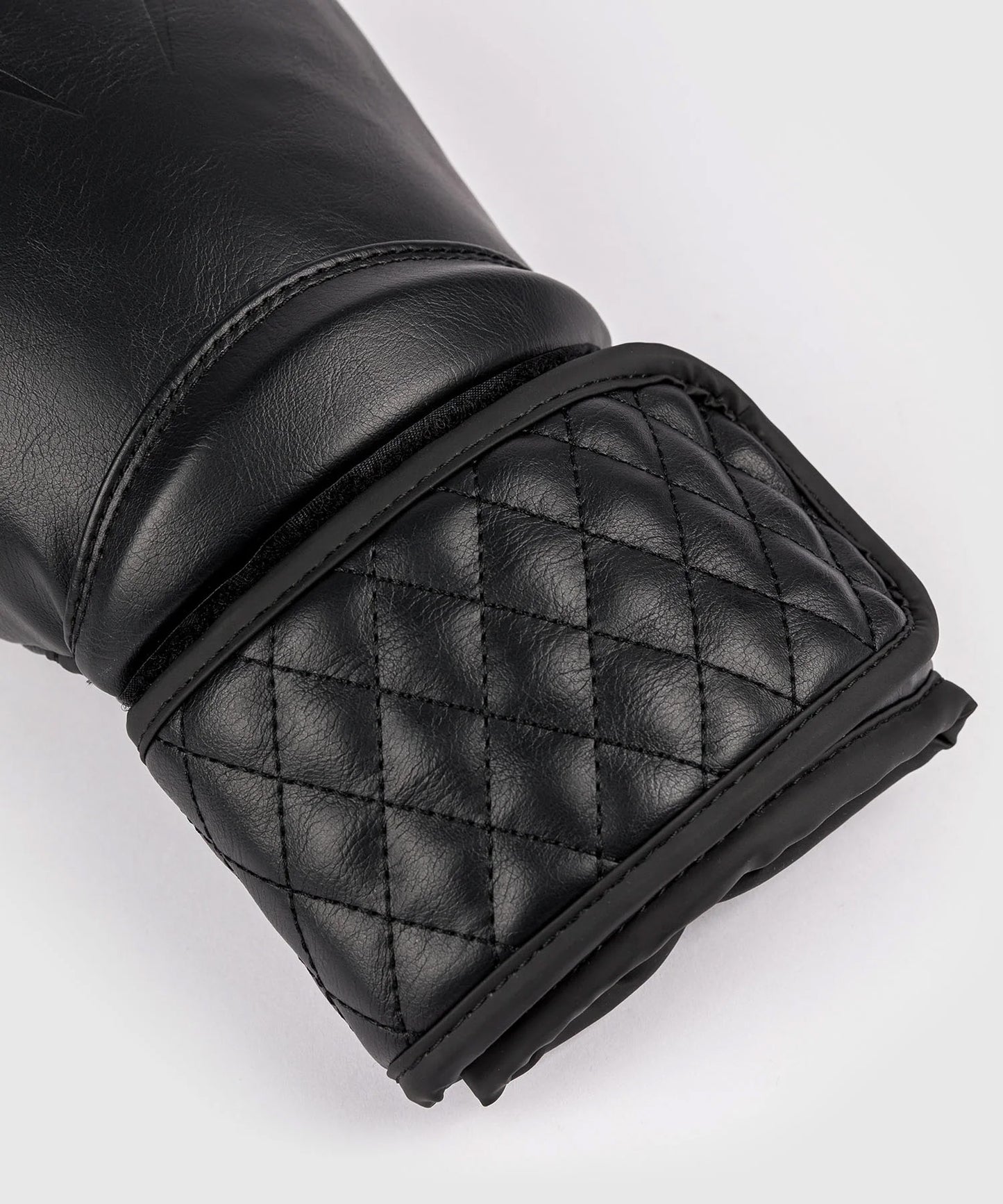 Venum Impact Classic Boxing Gloves Black - The Fight Club