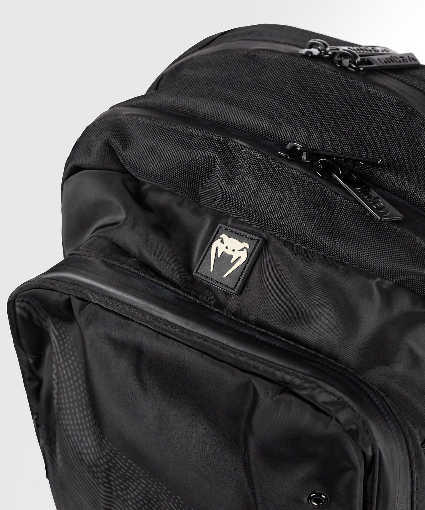 Venum Shockwave Backpack Black - The Fight Club