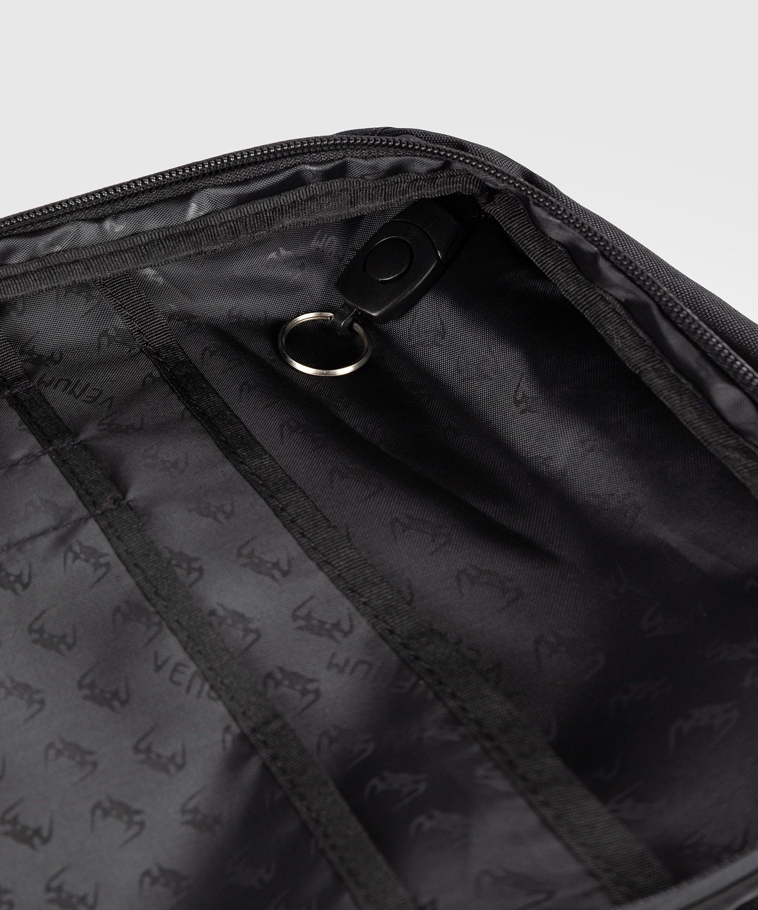 Venum Shockwave Backpack Black - The Fight Club