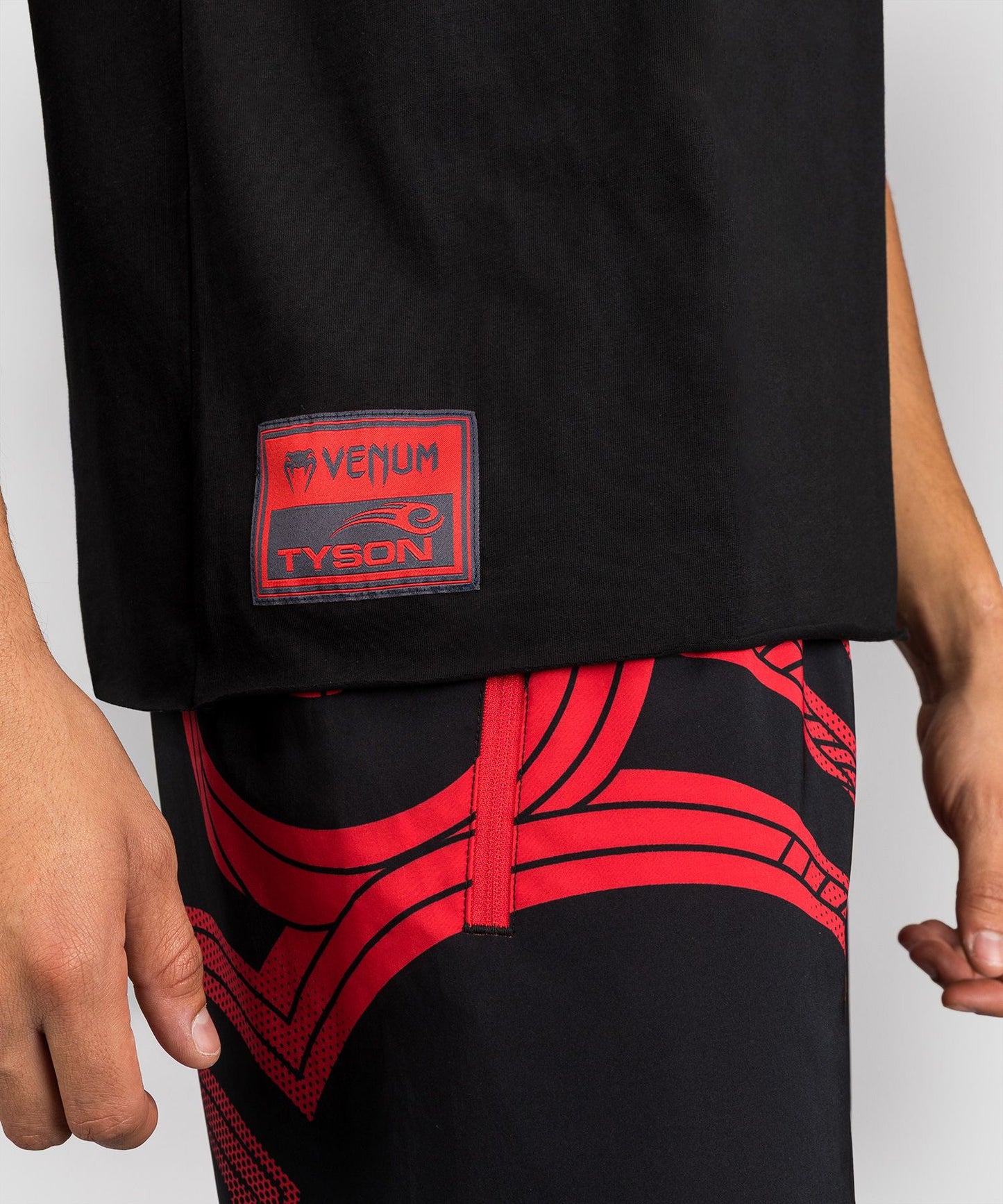 Venum x Mike Tyson Tiger Sleeveless T-Shirt Deep Black - The Fight Club