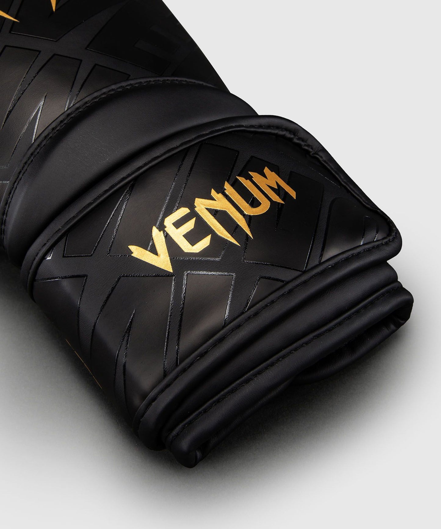 Venum Contender 1.5 XT 3D Boxing Gloves Black/Gold - The Fight Club