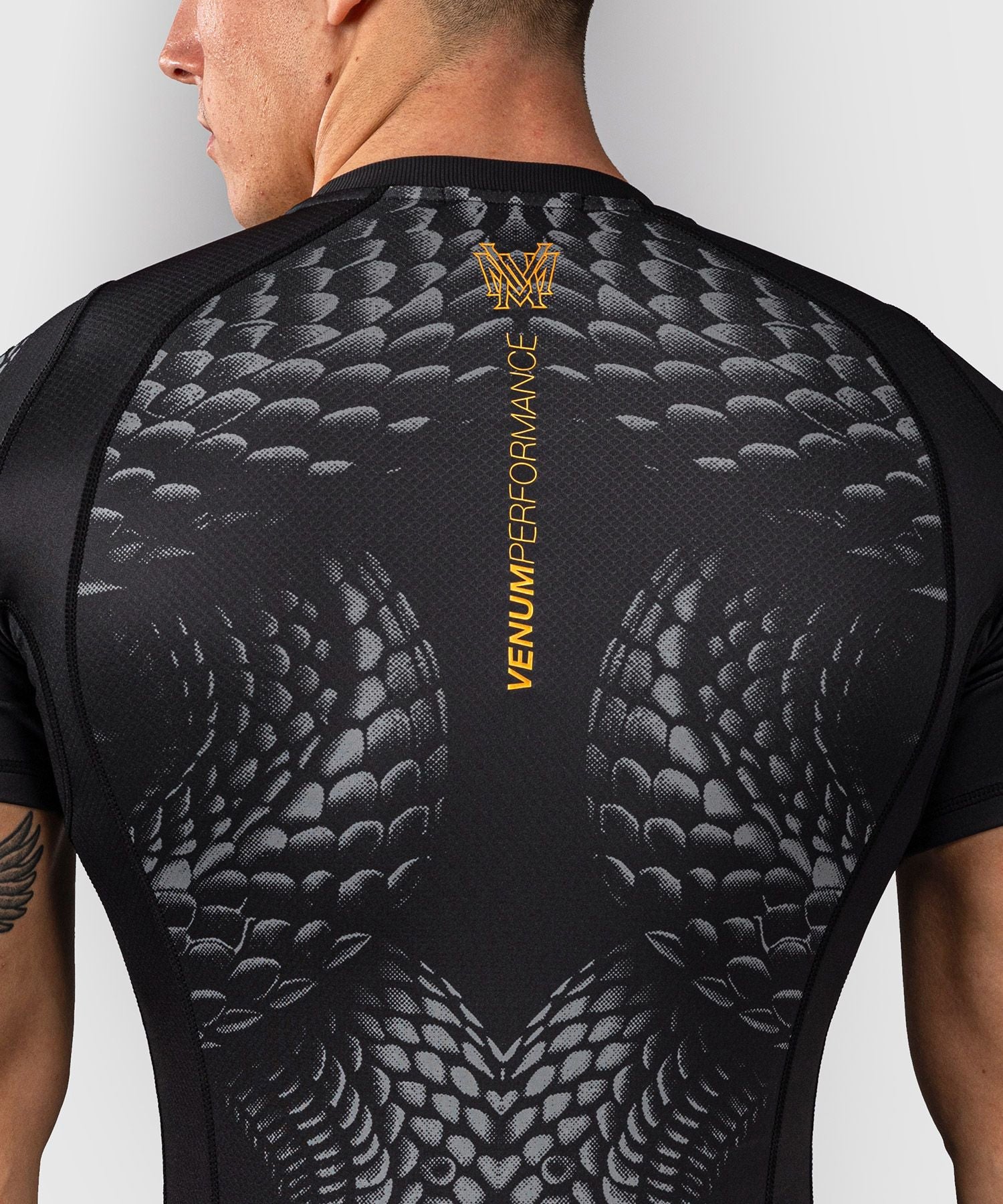 Venum Matupa Short Sleeve Rash Guard Black/Grey/Gold - The Fight Club