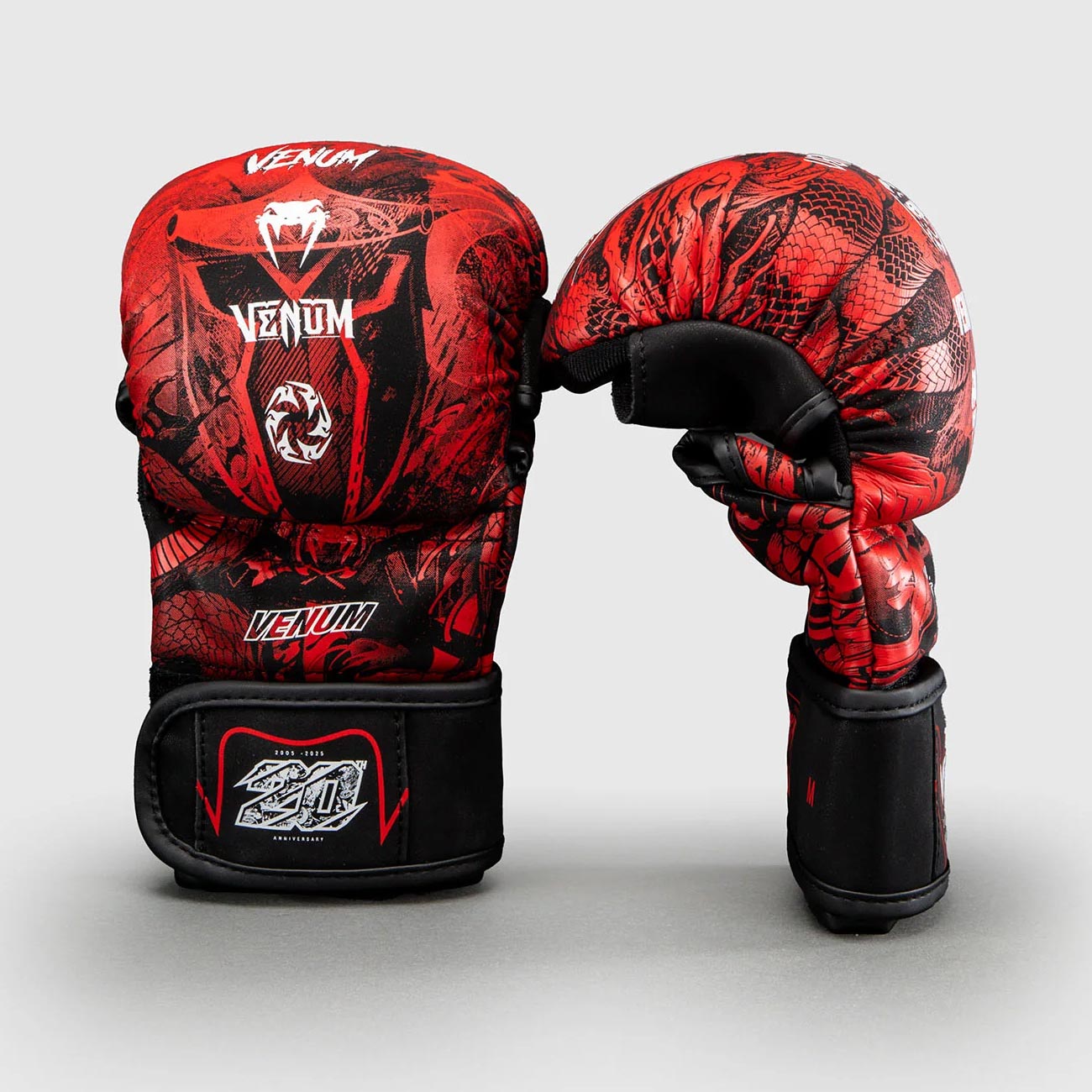 Venum 20th Anniversary Sparring Gloves Black/Red - The Fight Club