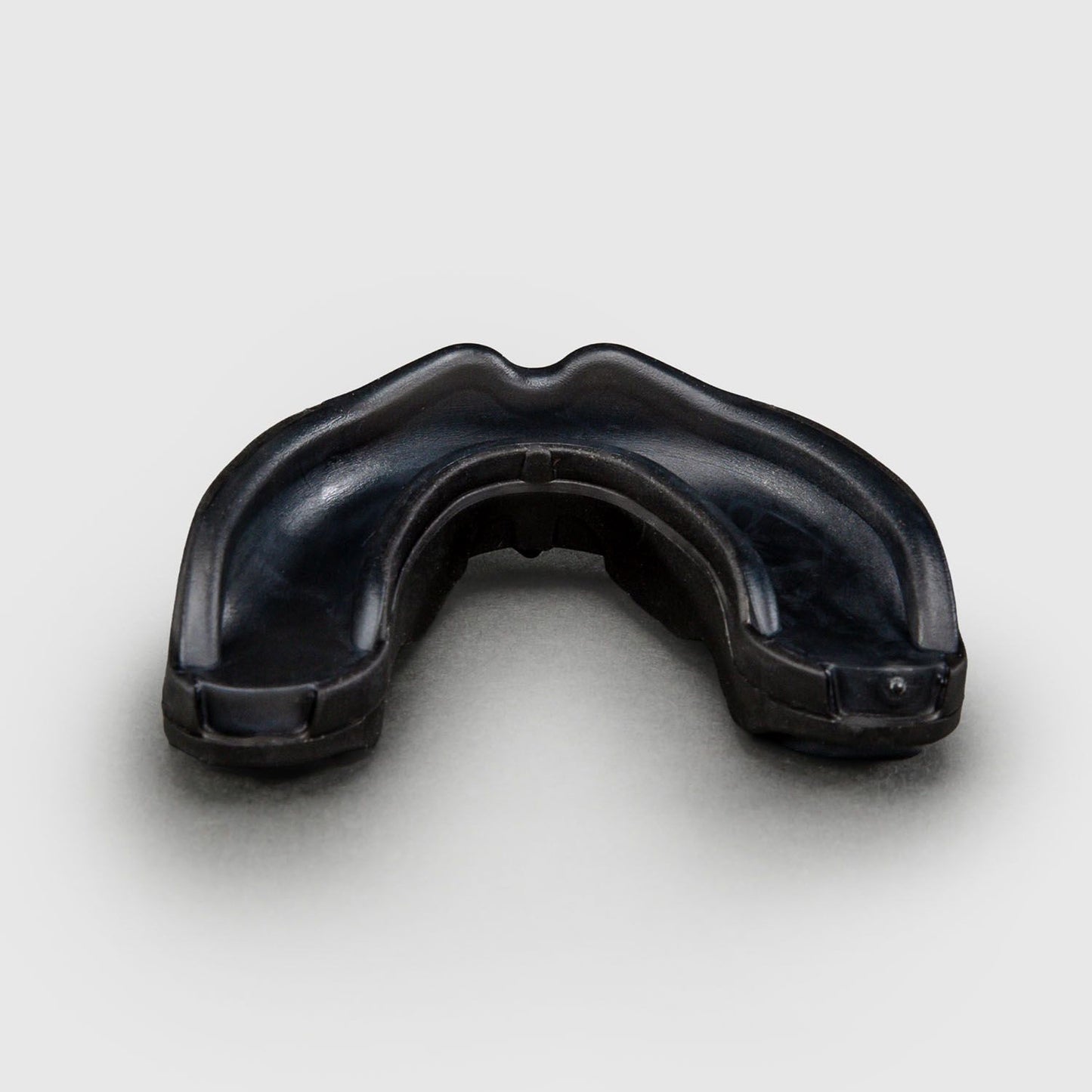 Venum Predator Mouth Guard Black/Black - The Fight Club