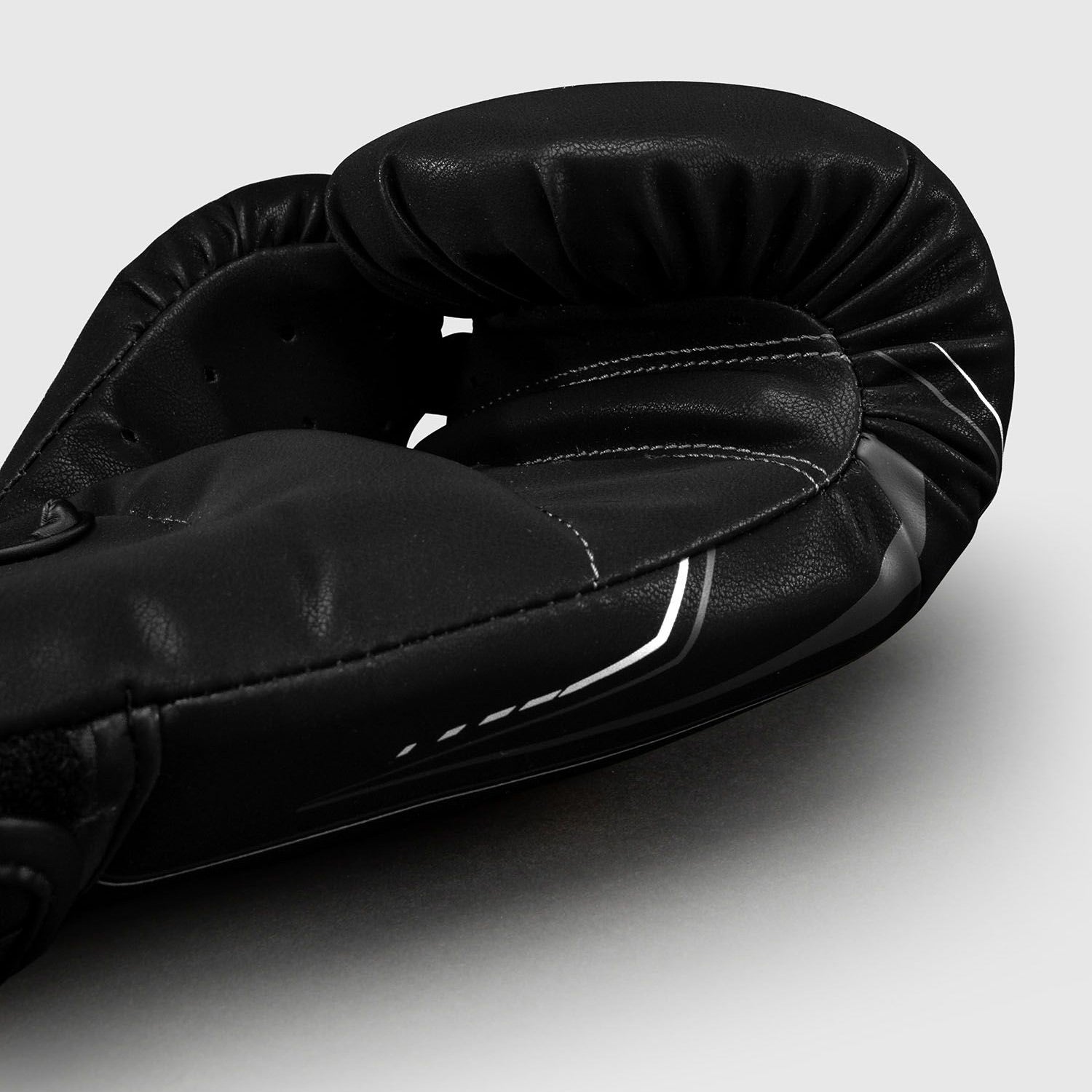 Venum Streamline Boxing Gloves Black/White - The Fight Club